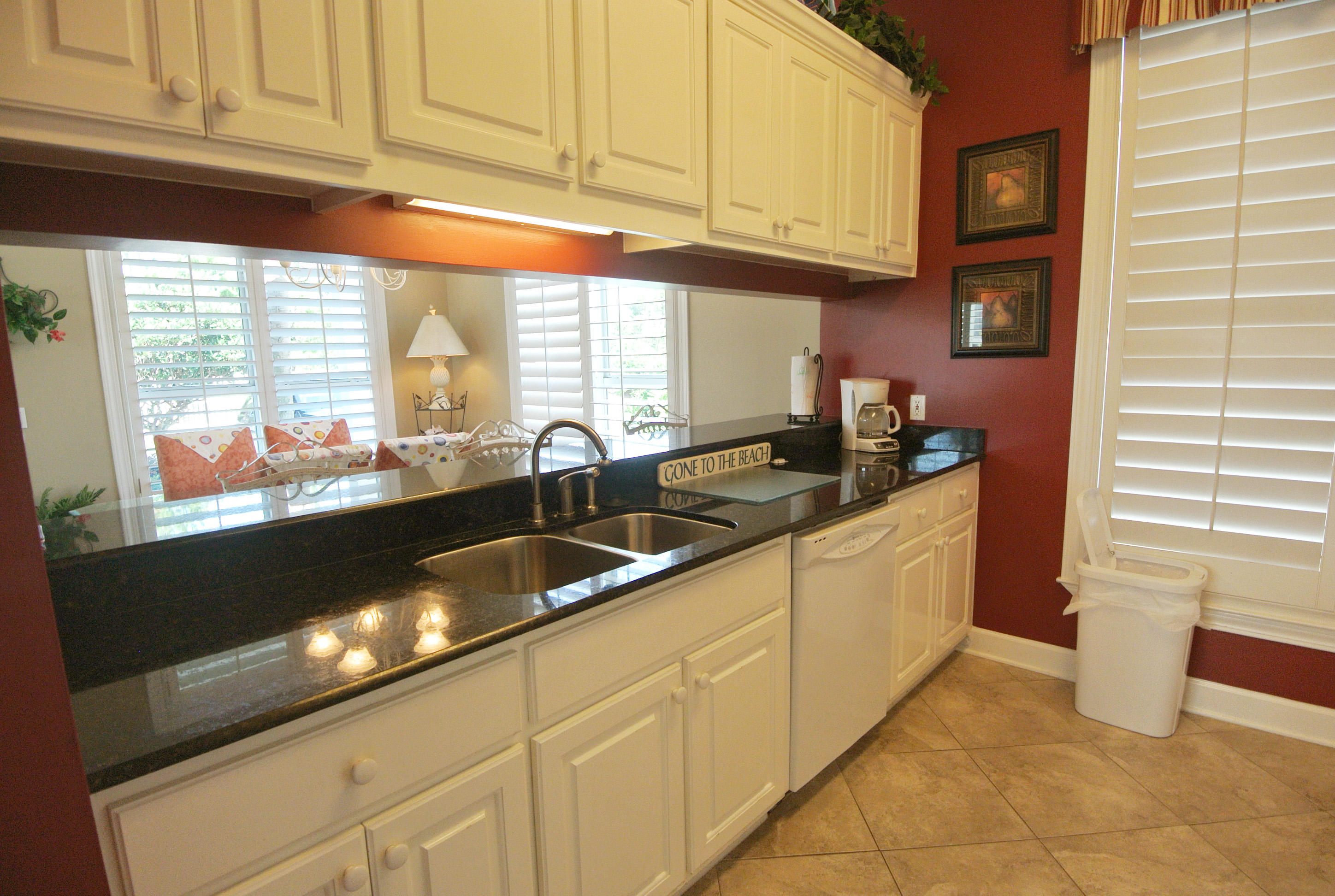 MARAVILLA COTTAGES - Residential