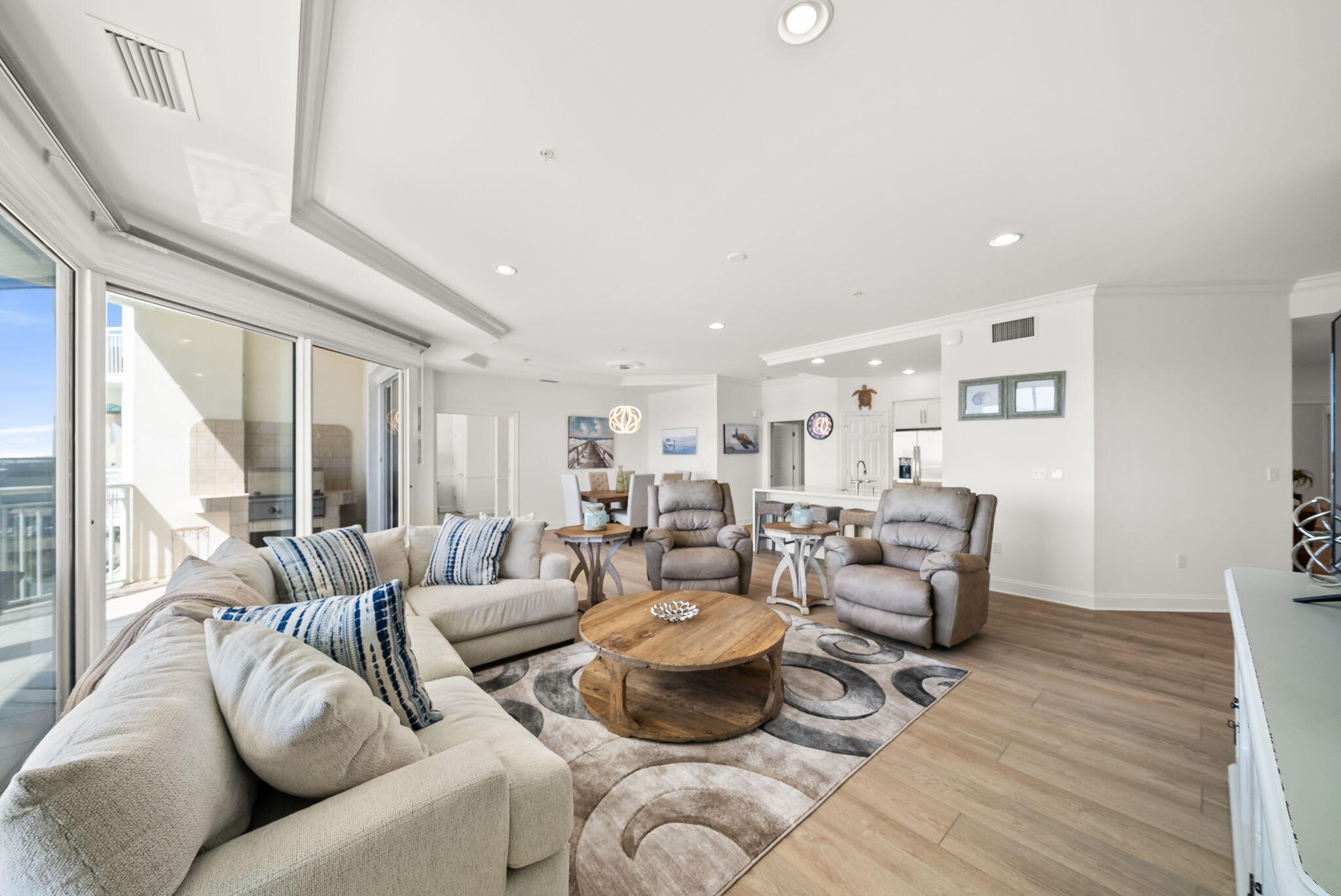 GRAND HARBOR - Residential