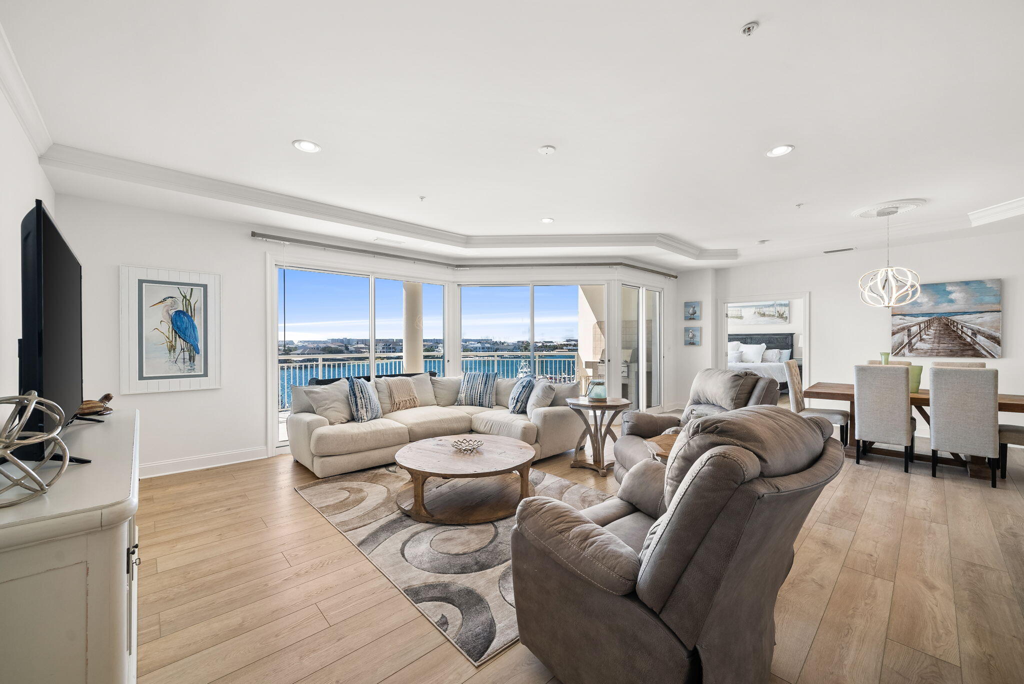 GRAND HARBOR - Residential