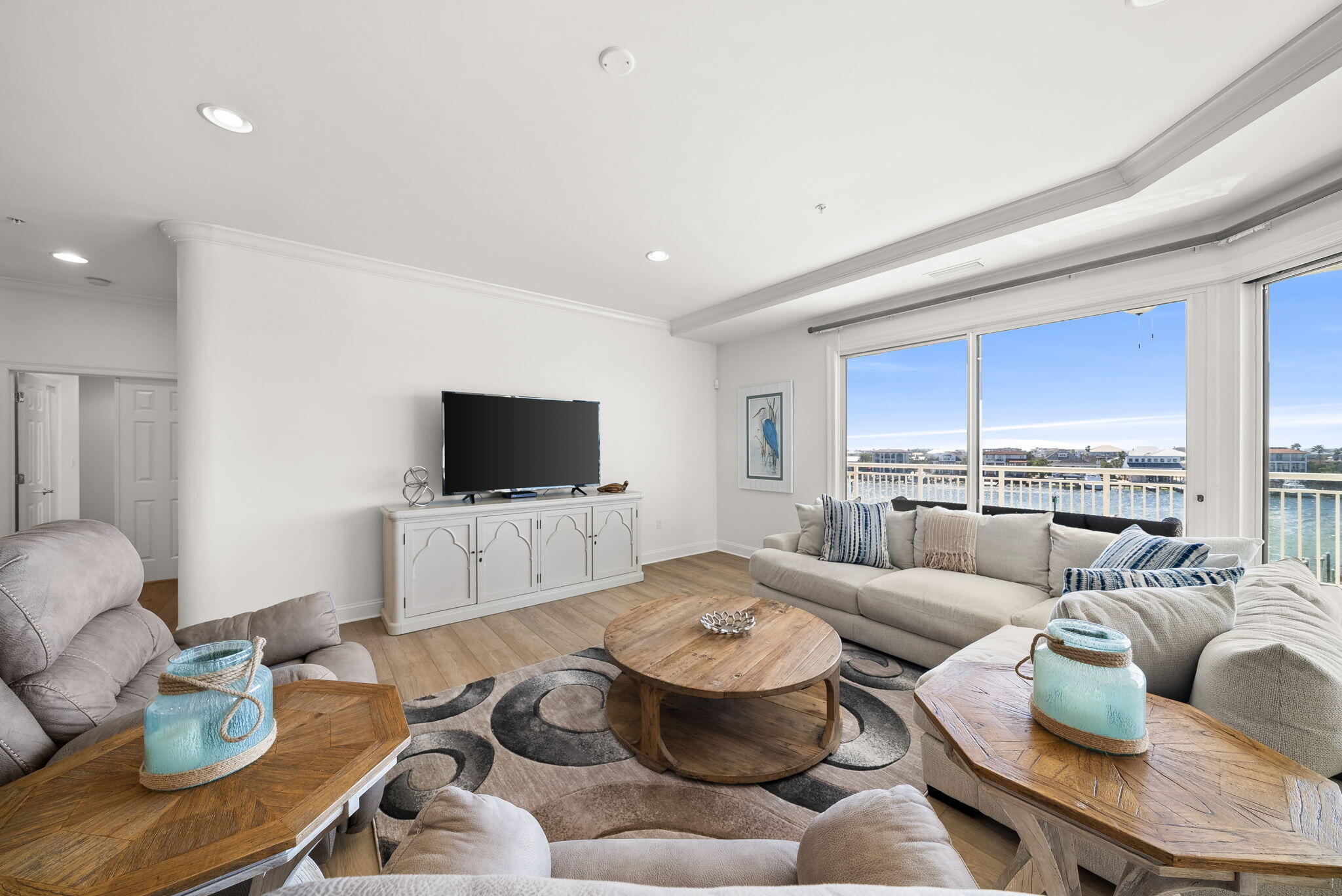 GRAND HARBOR - Residential