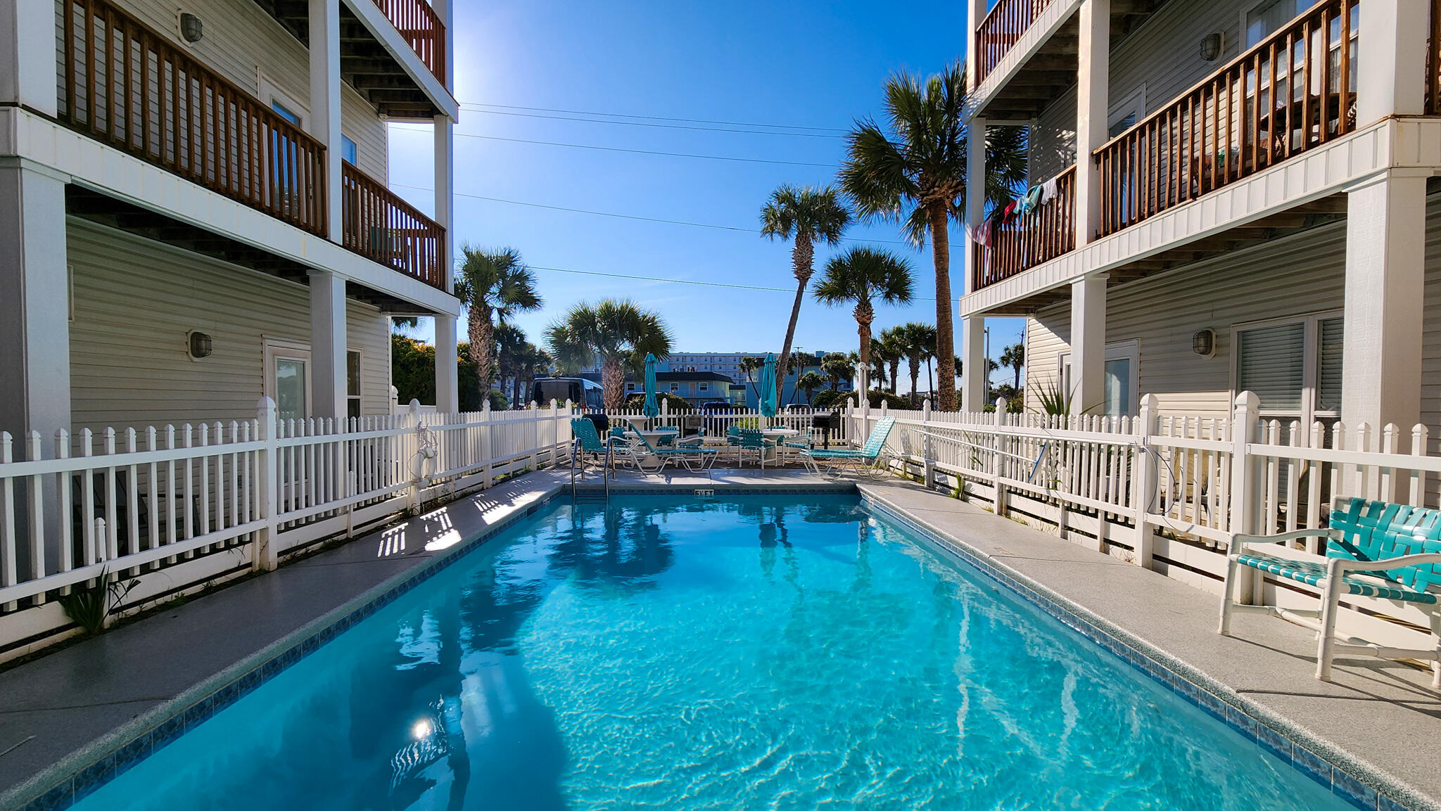 SUNSET COTTAGES - Residential