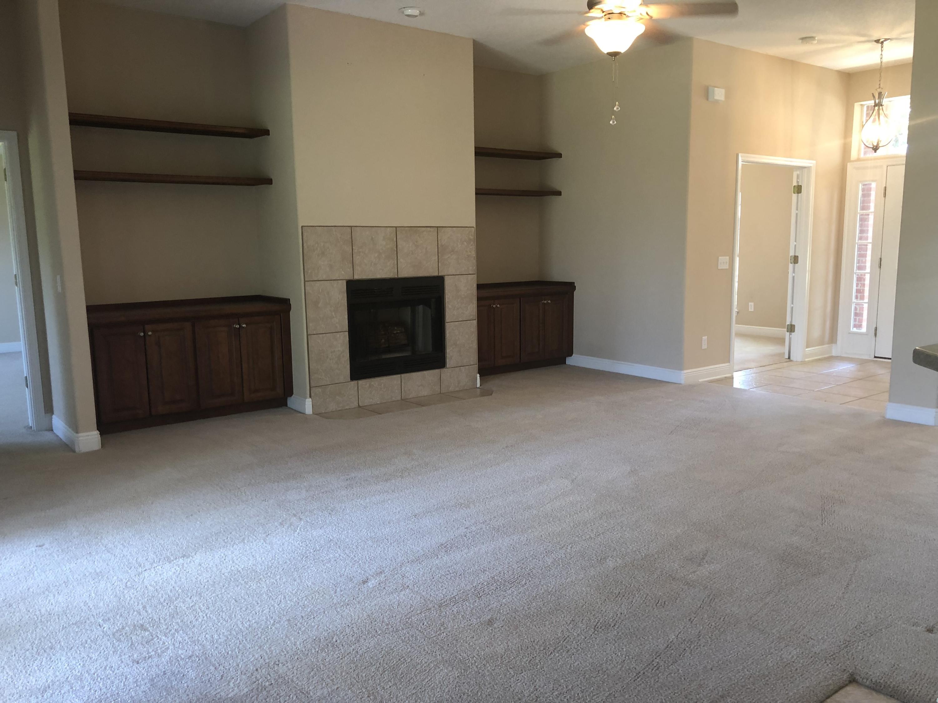 HARVELLS CROSSING - Residential