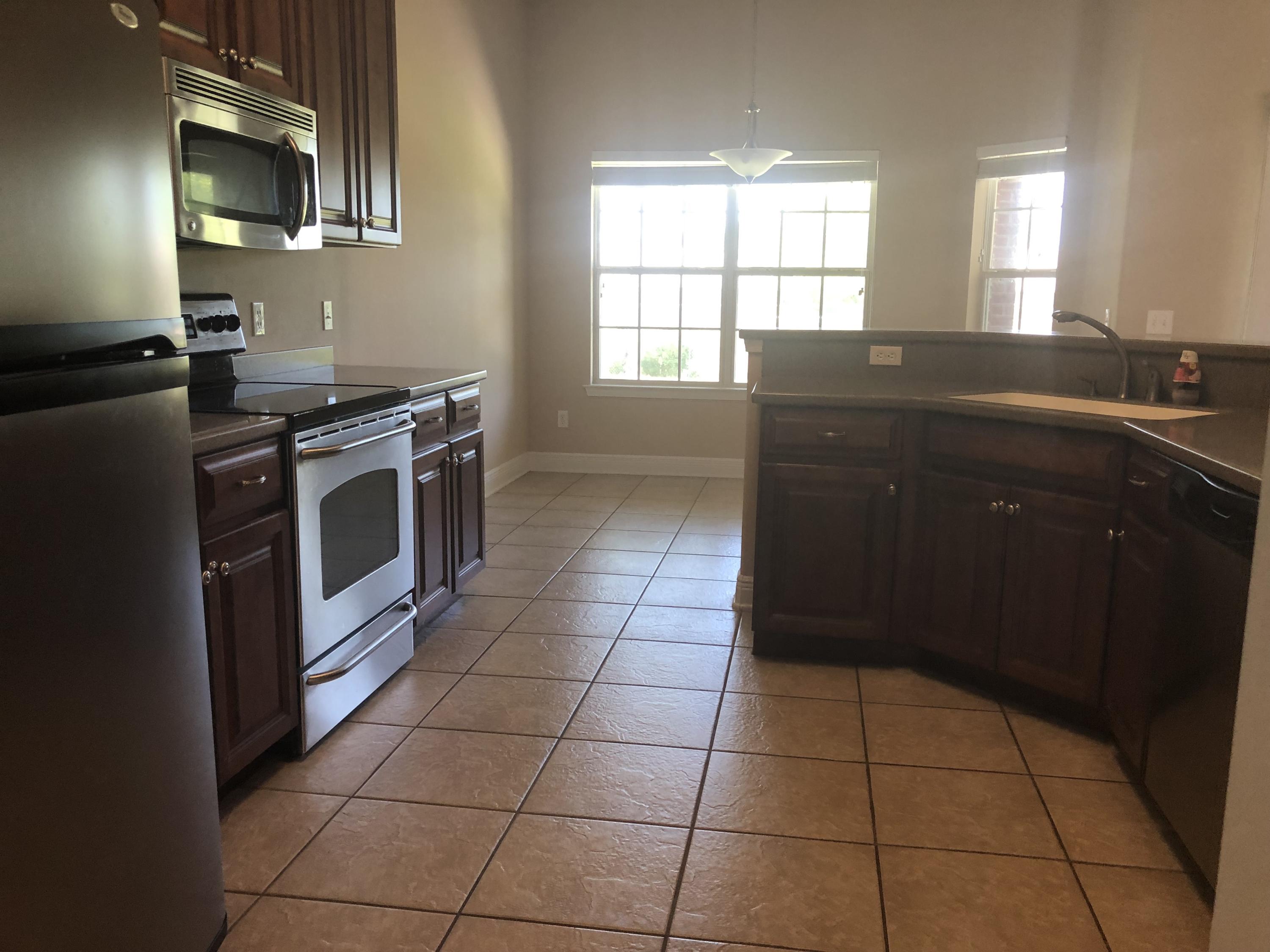 HARVELLS CROSSING - Residential