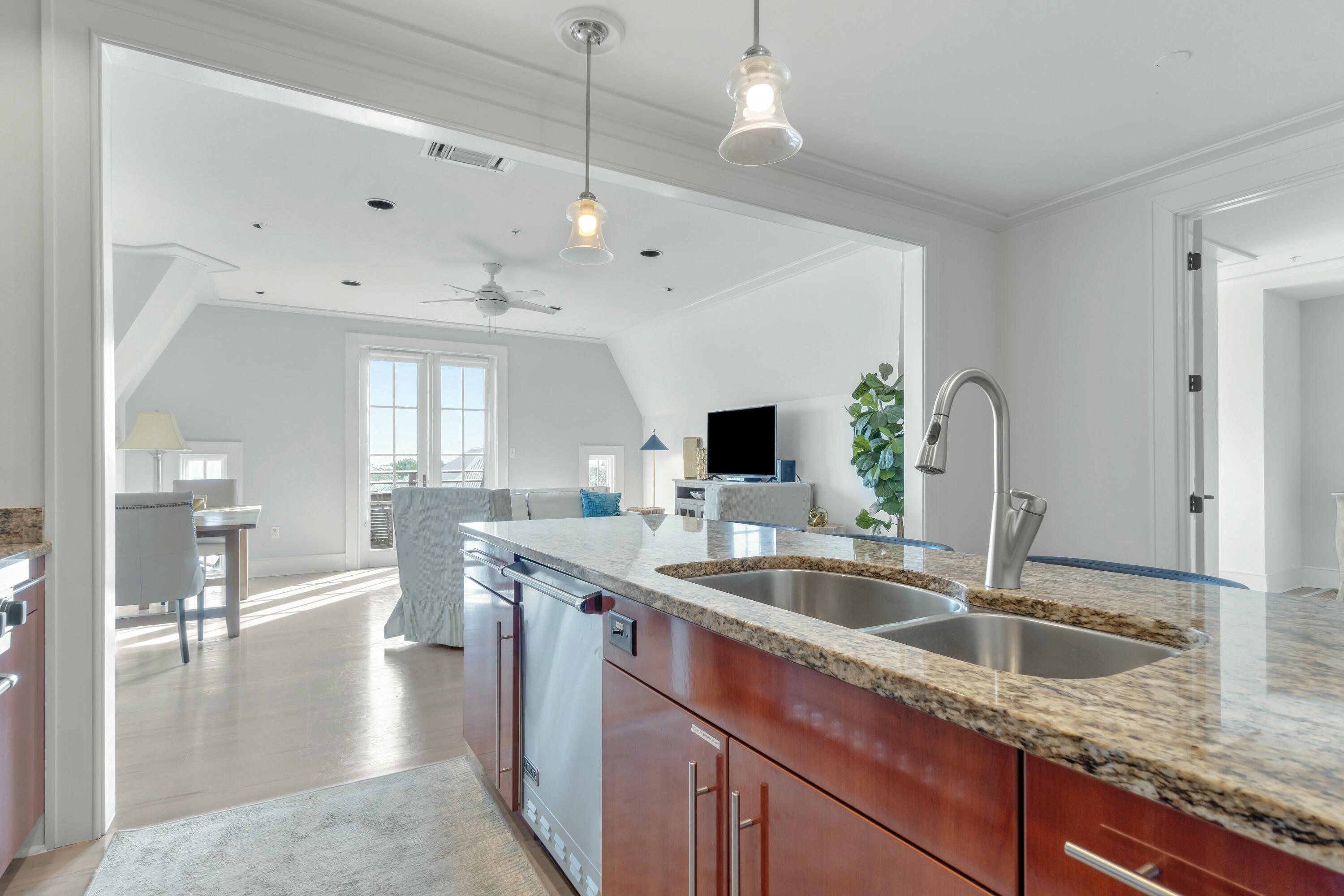 ROSEMARY BEACH THE MERCADO - Residential