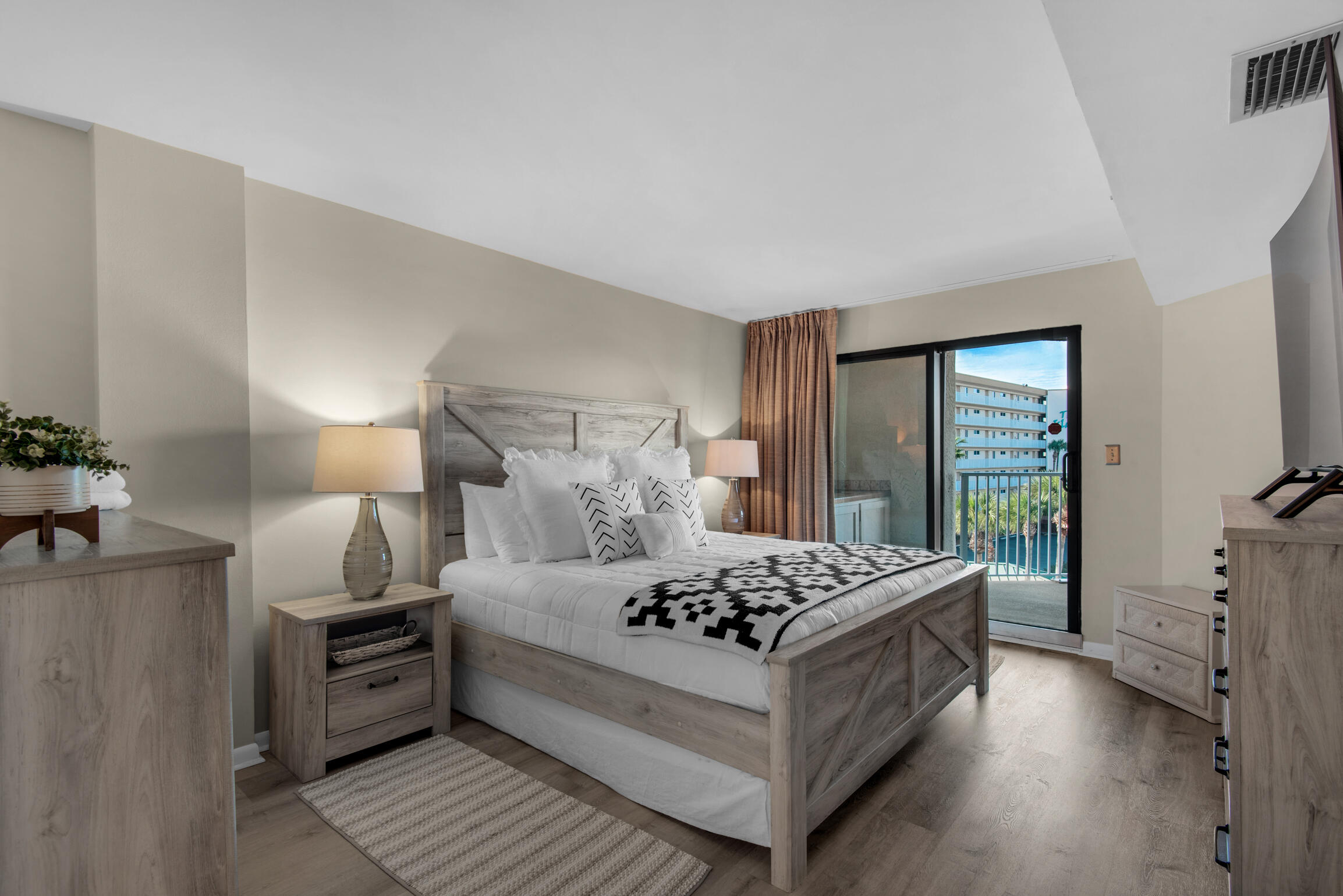 INLET REEF CLUB CONDO - Residential