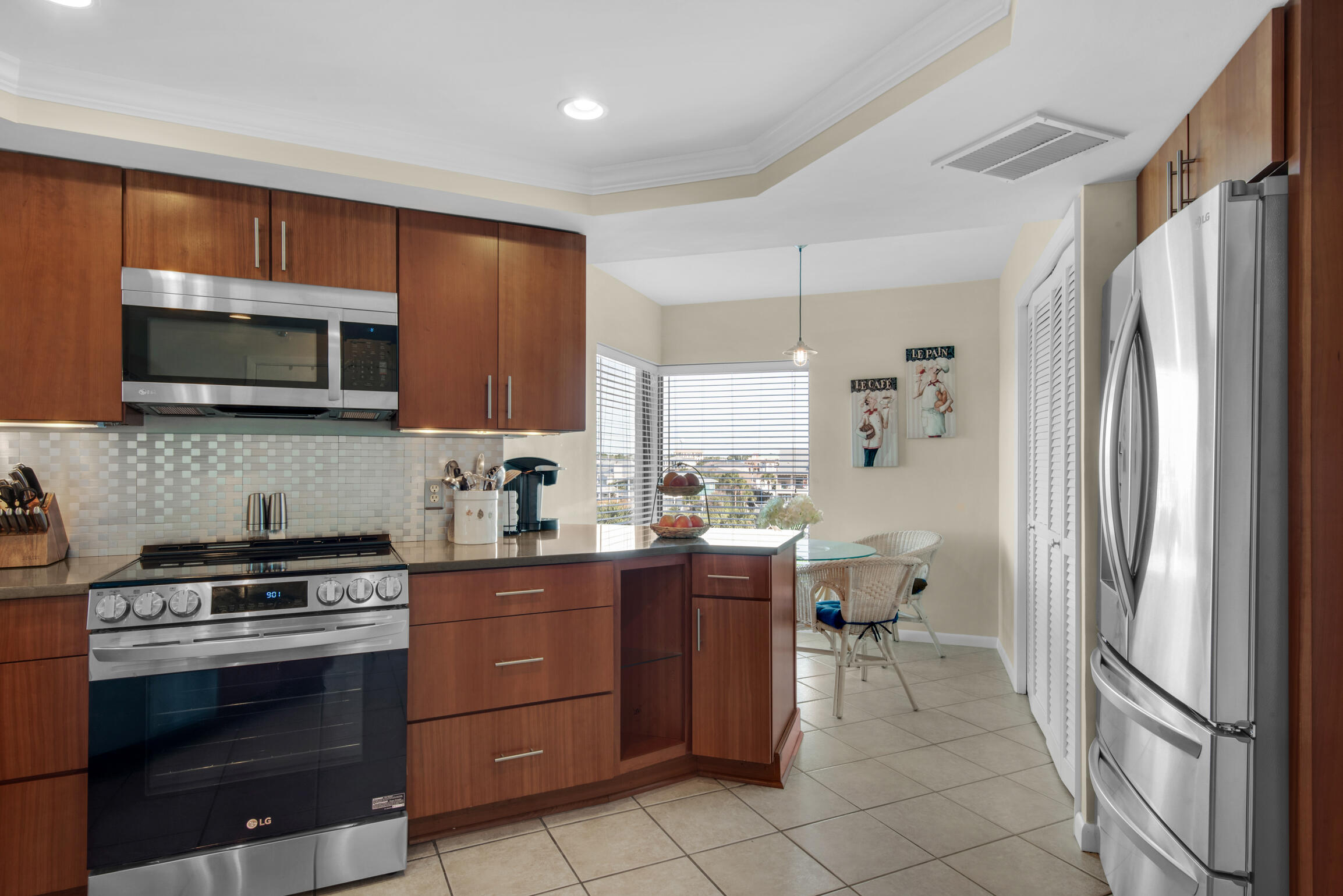 INLET REEF CLUB CONDO - Residential
