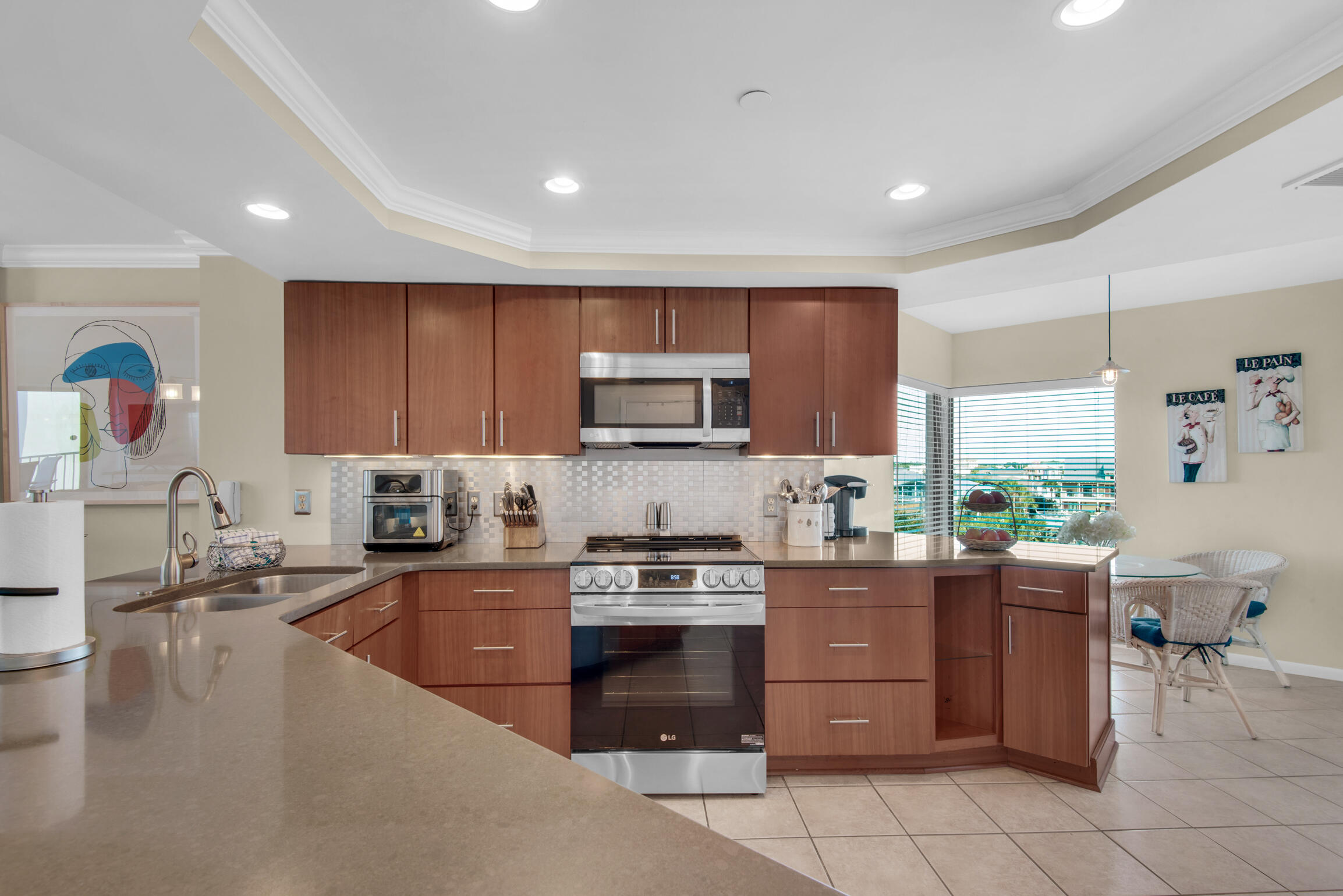 INLET REEF CLUB CONDO - Residential