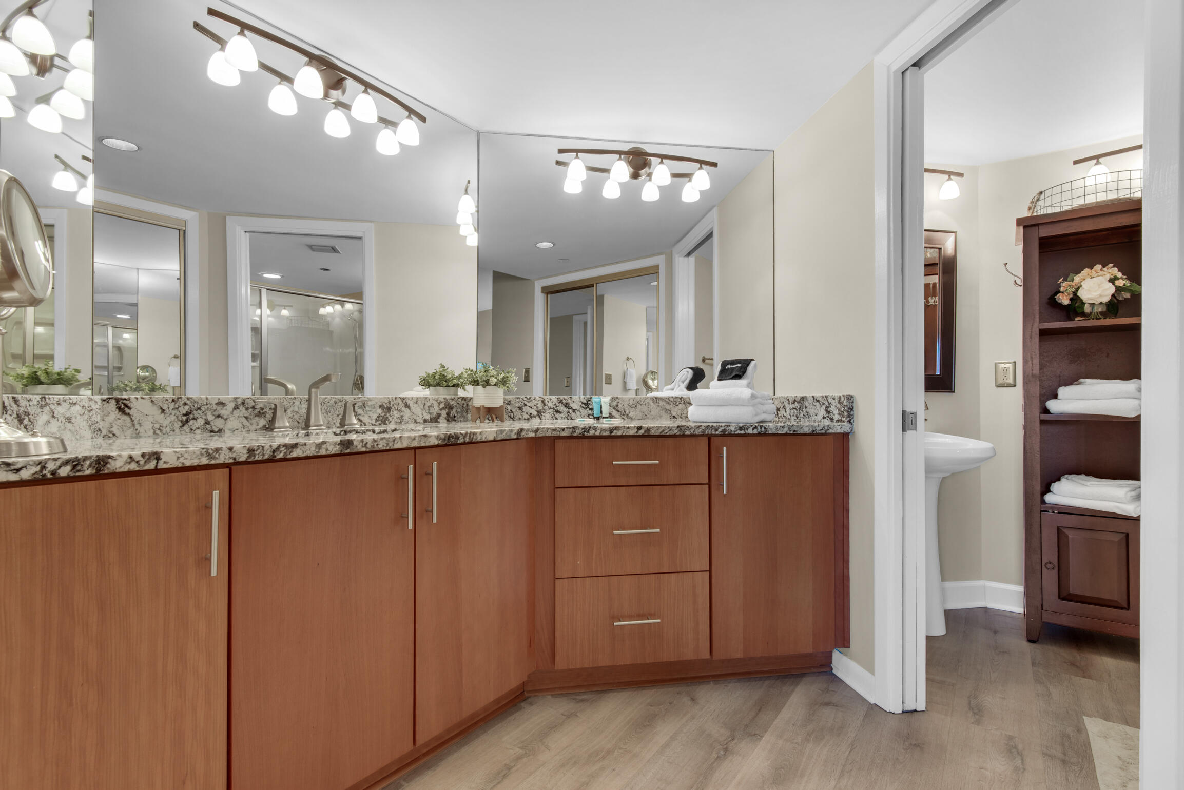 INLET REEF CLUB CONDO - Residential