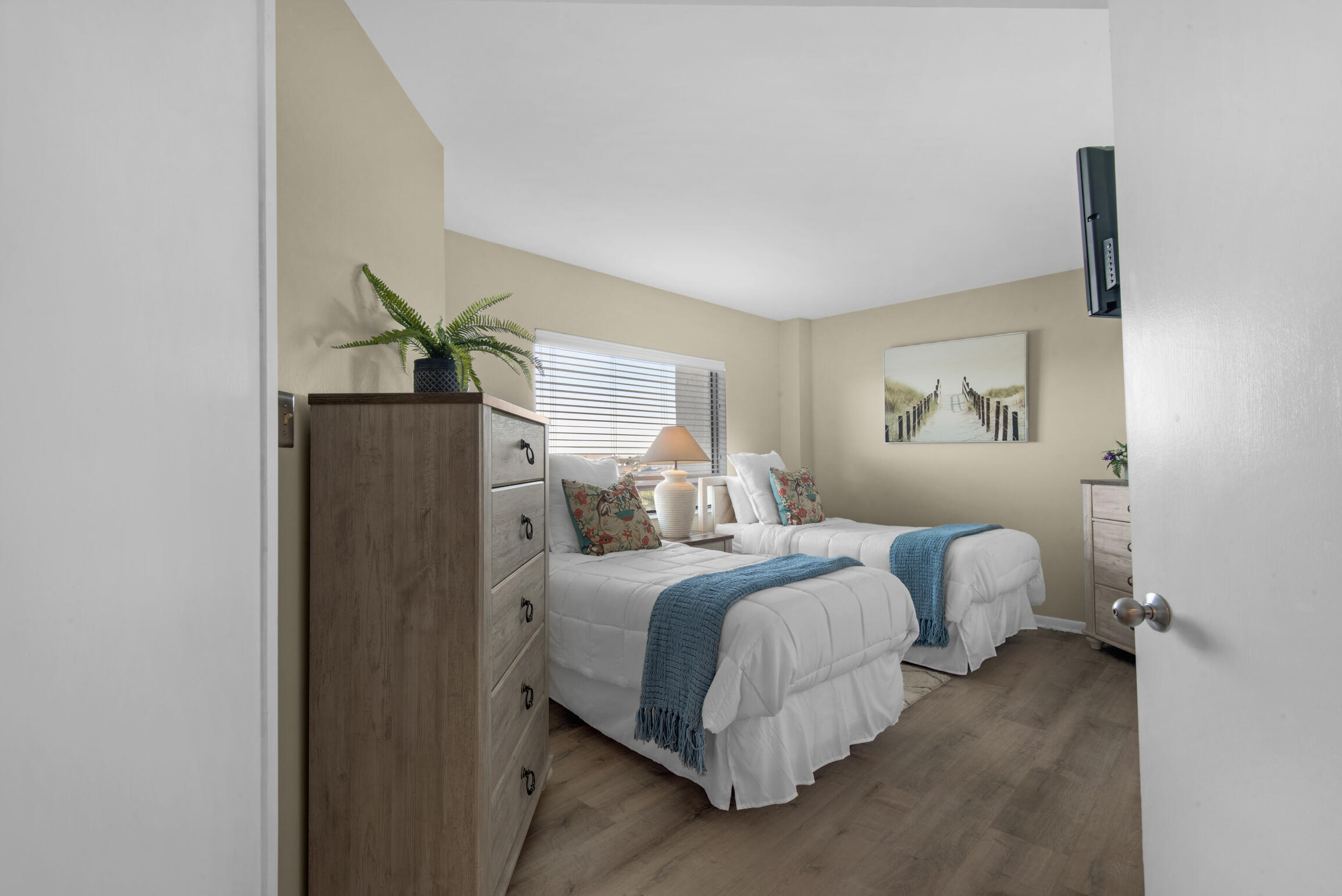 INLET REEF CLUB CONDO - Residential