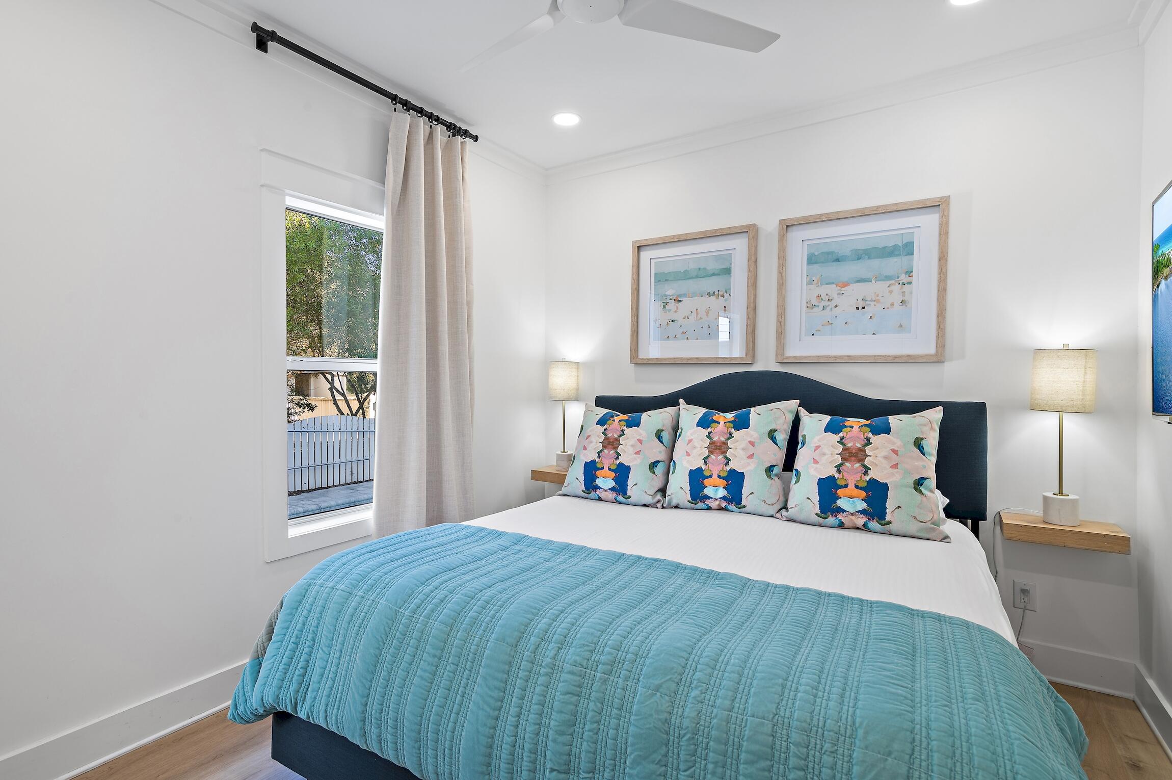 SUNRISE BEACH - Residential