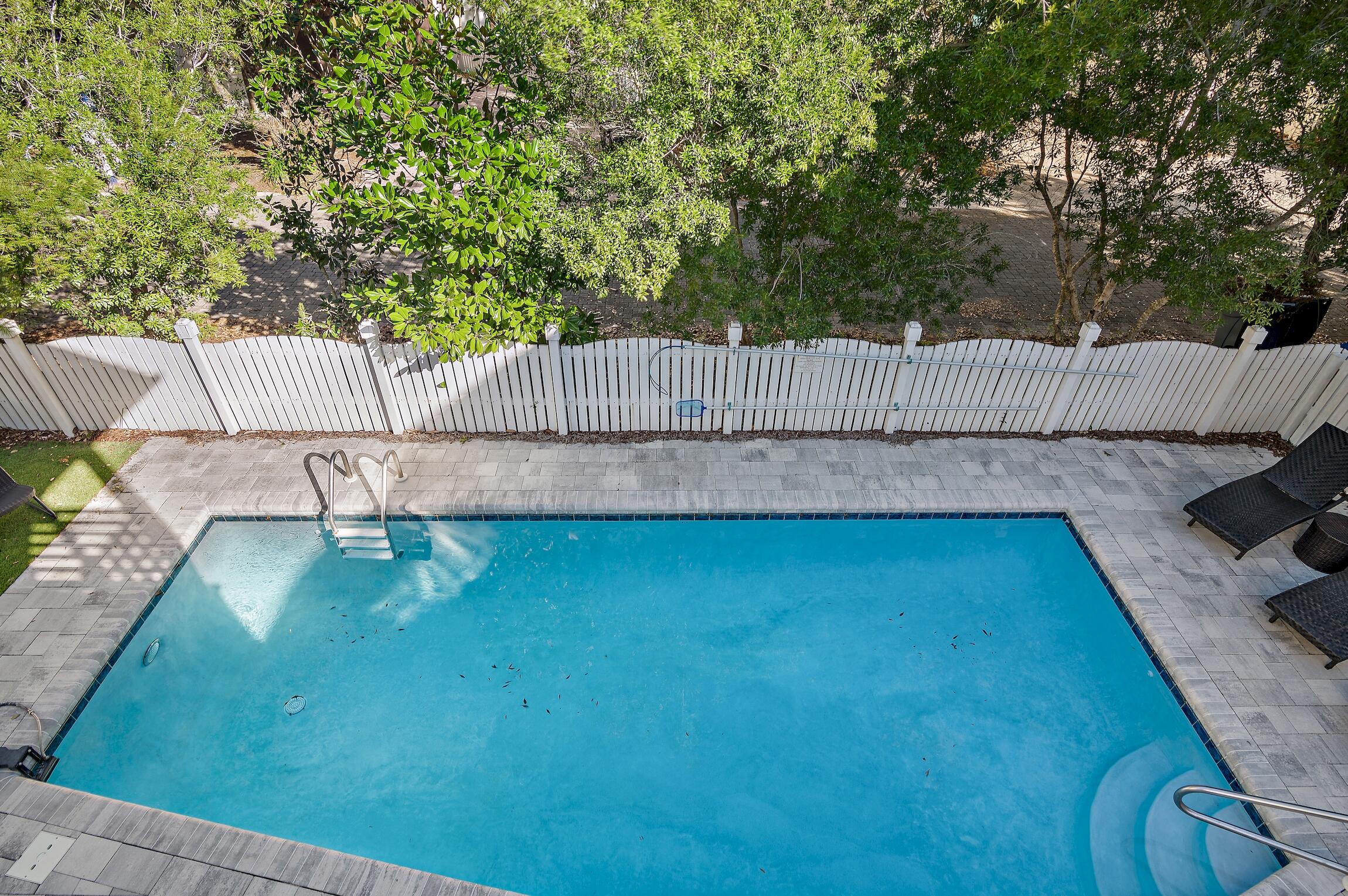 SUNRISE BEACH - Residential