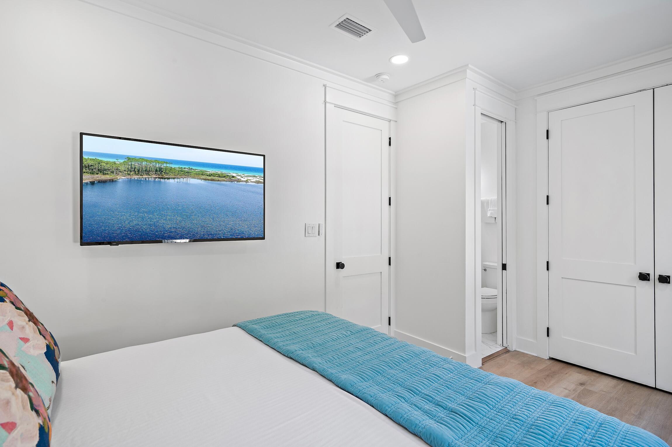 SUNRISE BEACH - Residential