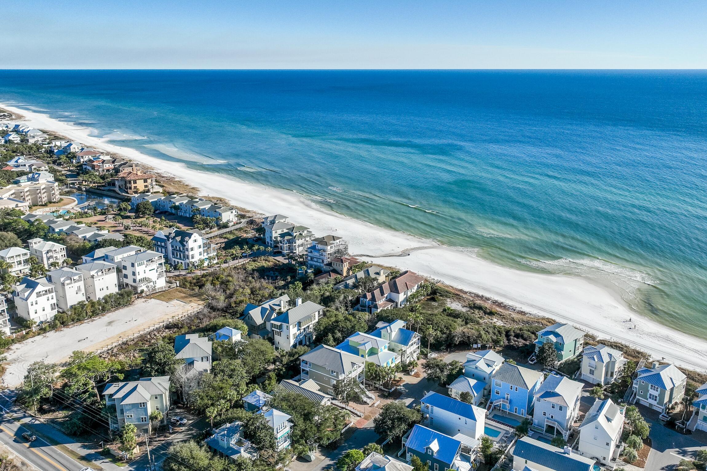 SUNRISE BEACH - Residential