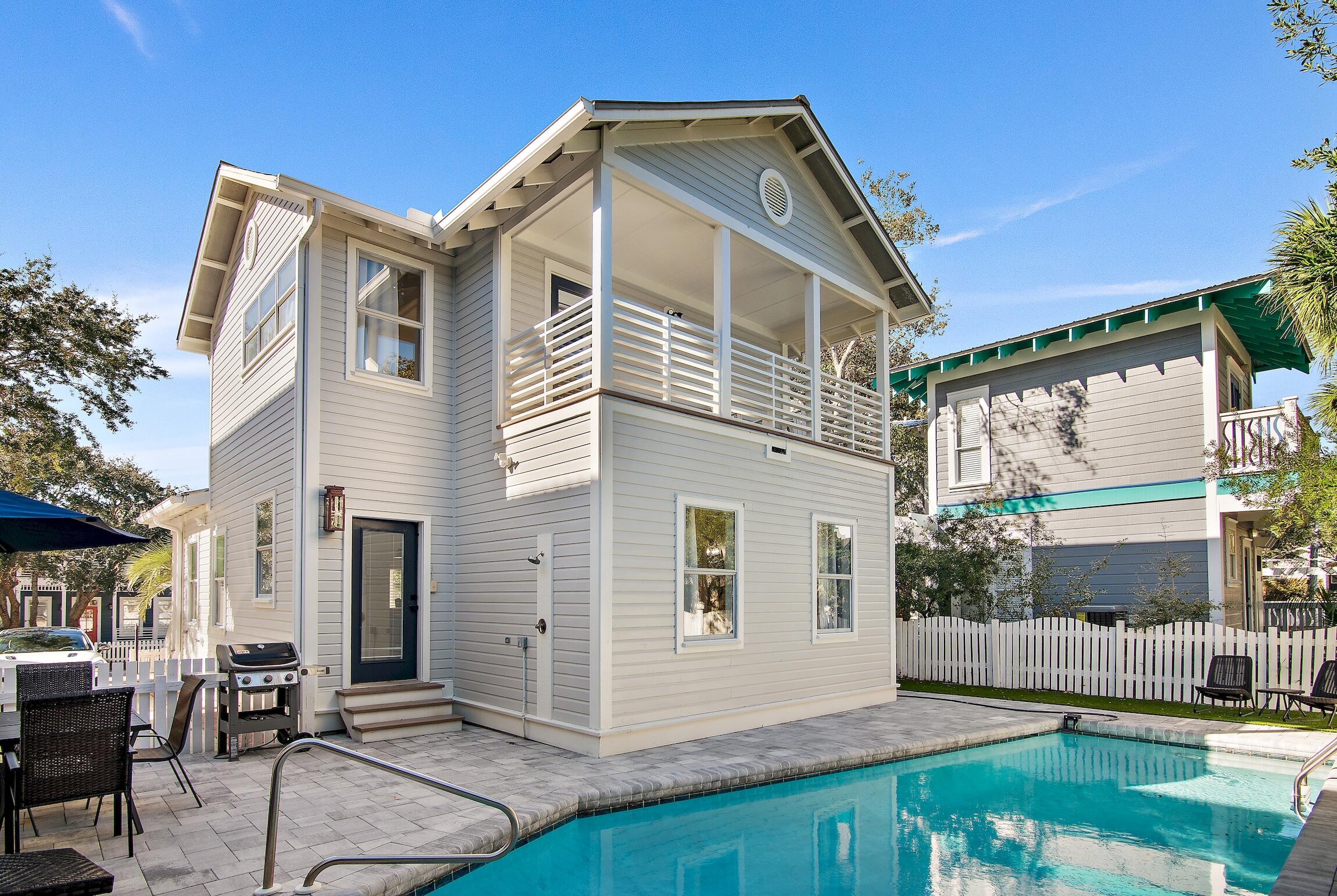 SUNRISE BEACH - Residential