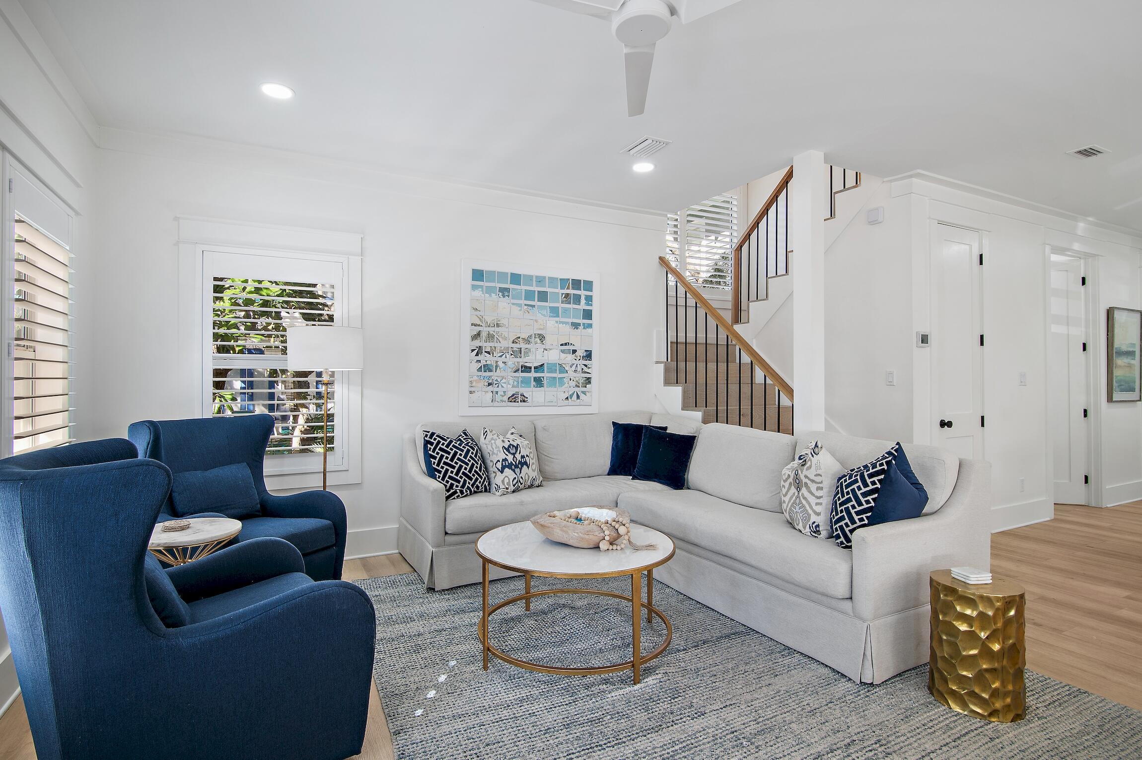 SUNRISE BEACH - Residential