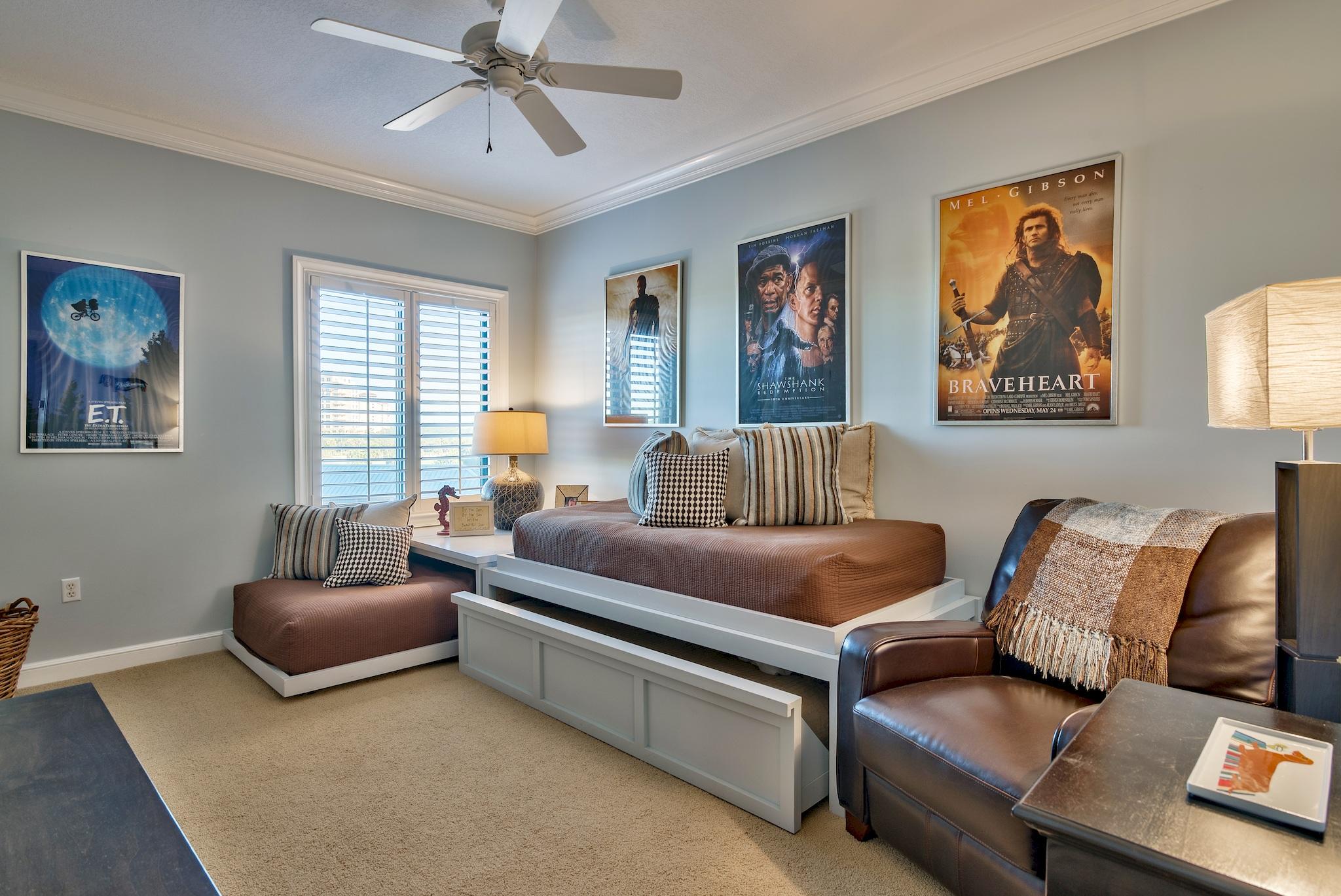 SOUTHWINDS II - Residential