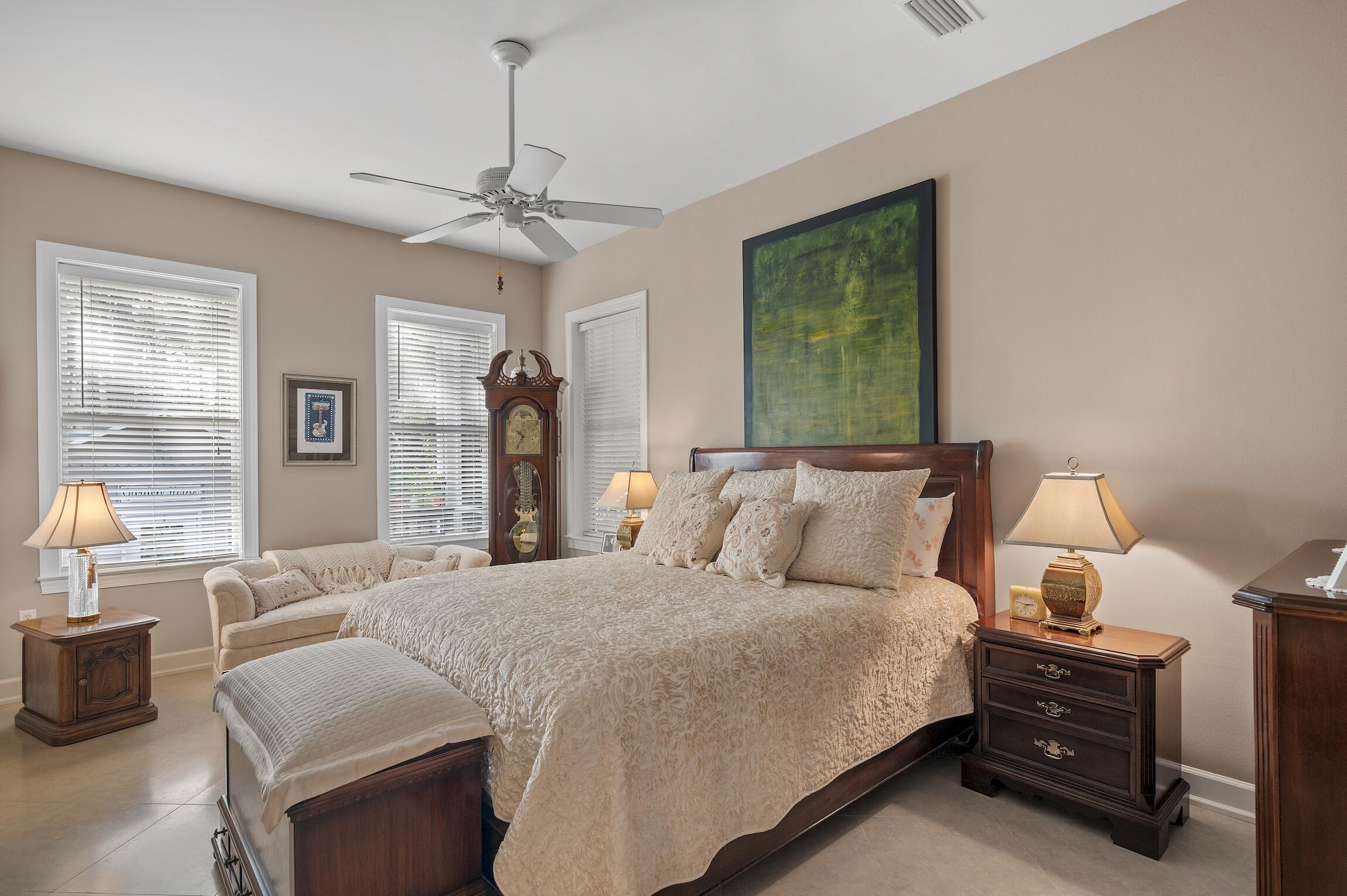 SEA DUNES - Residential