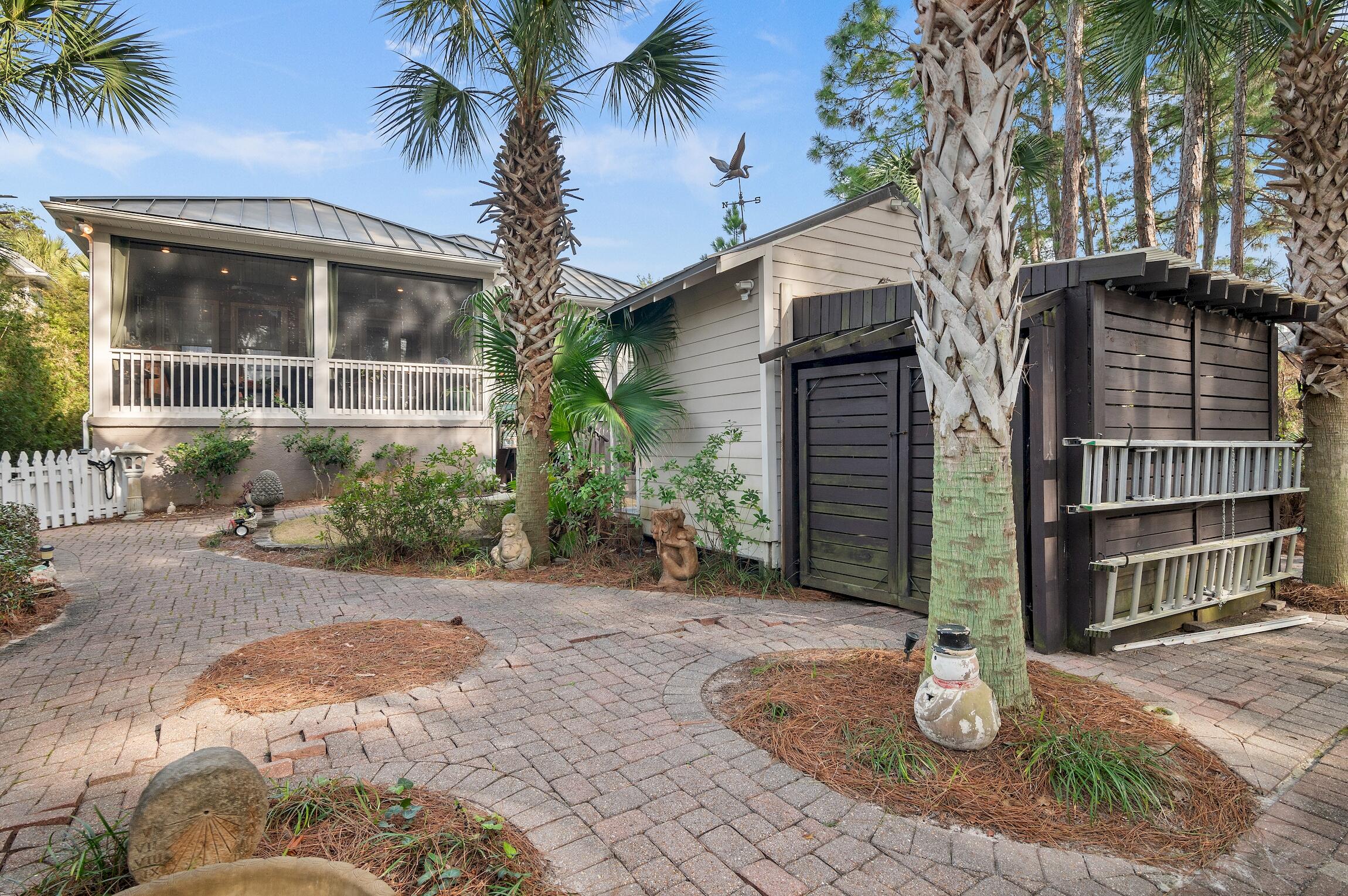 SEA DUNES - Residential