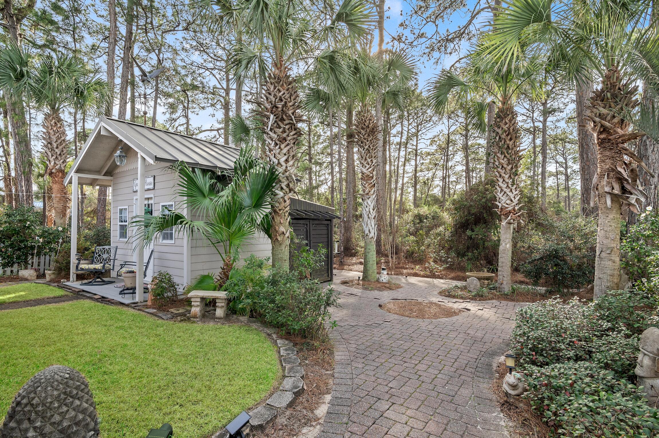 SEA DUNES - Residential