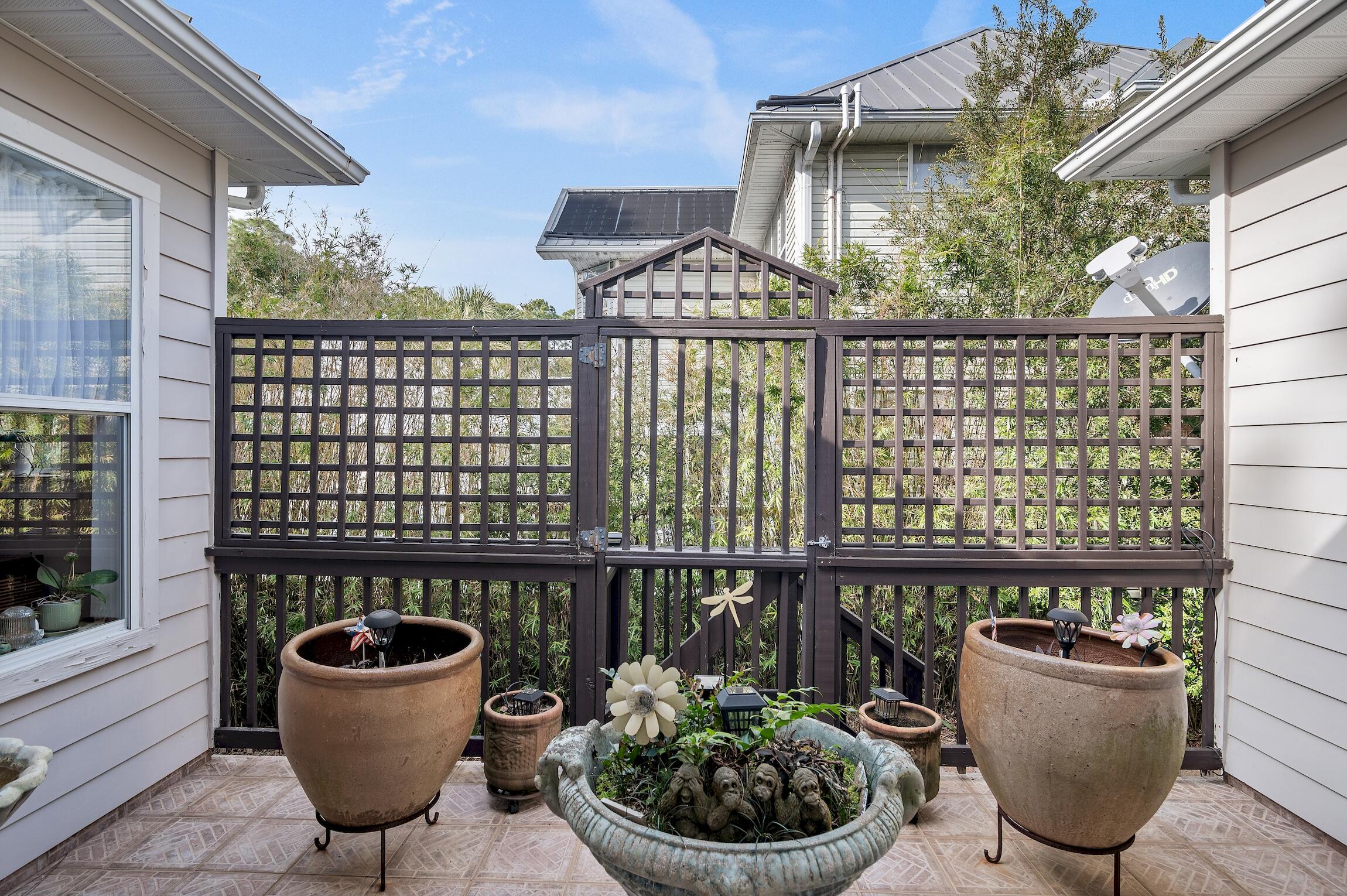 SEA DUNES - Residential