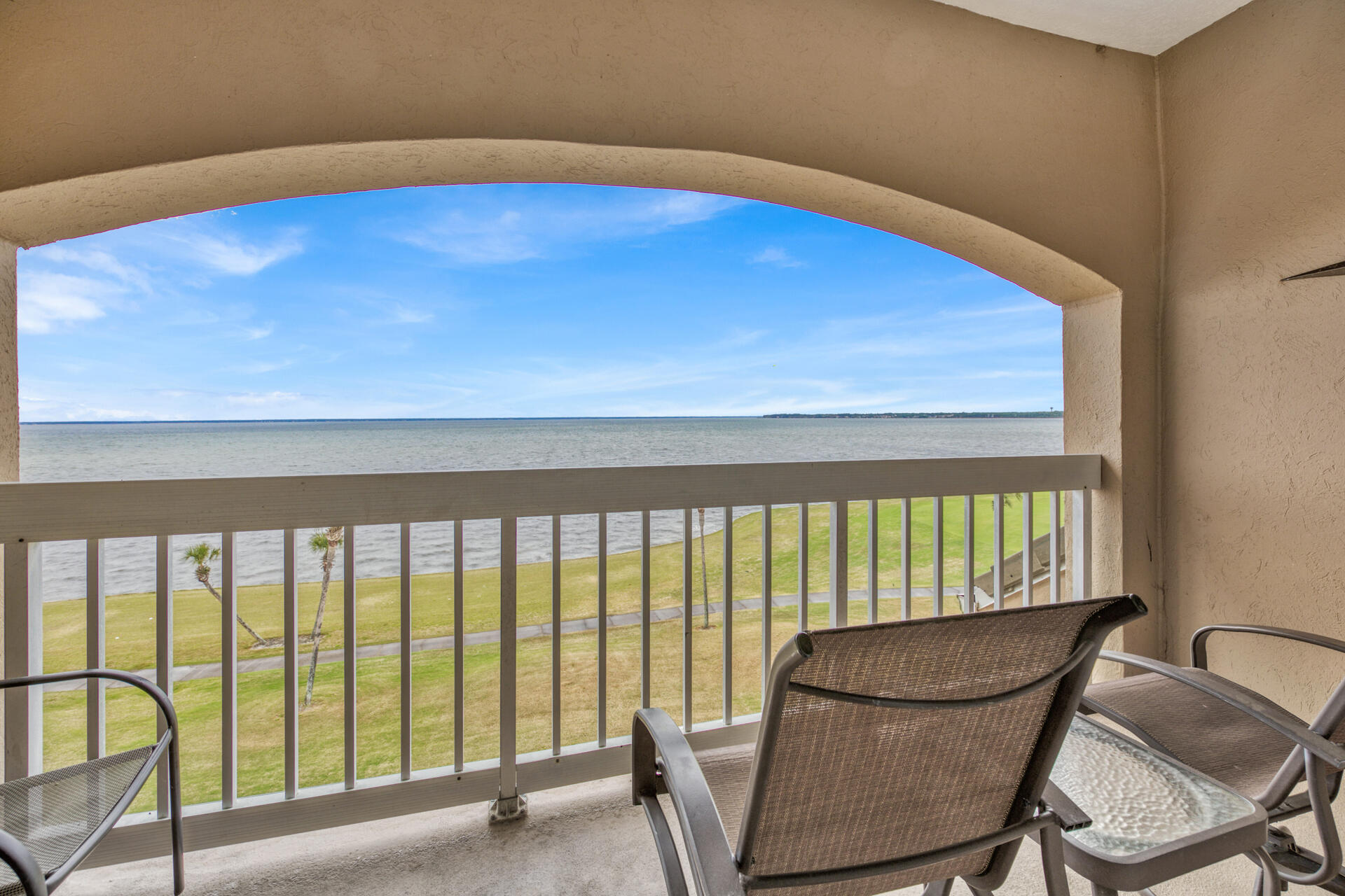 PLAYERS CLUB ON THE BAY at Sandestin - Residential