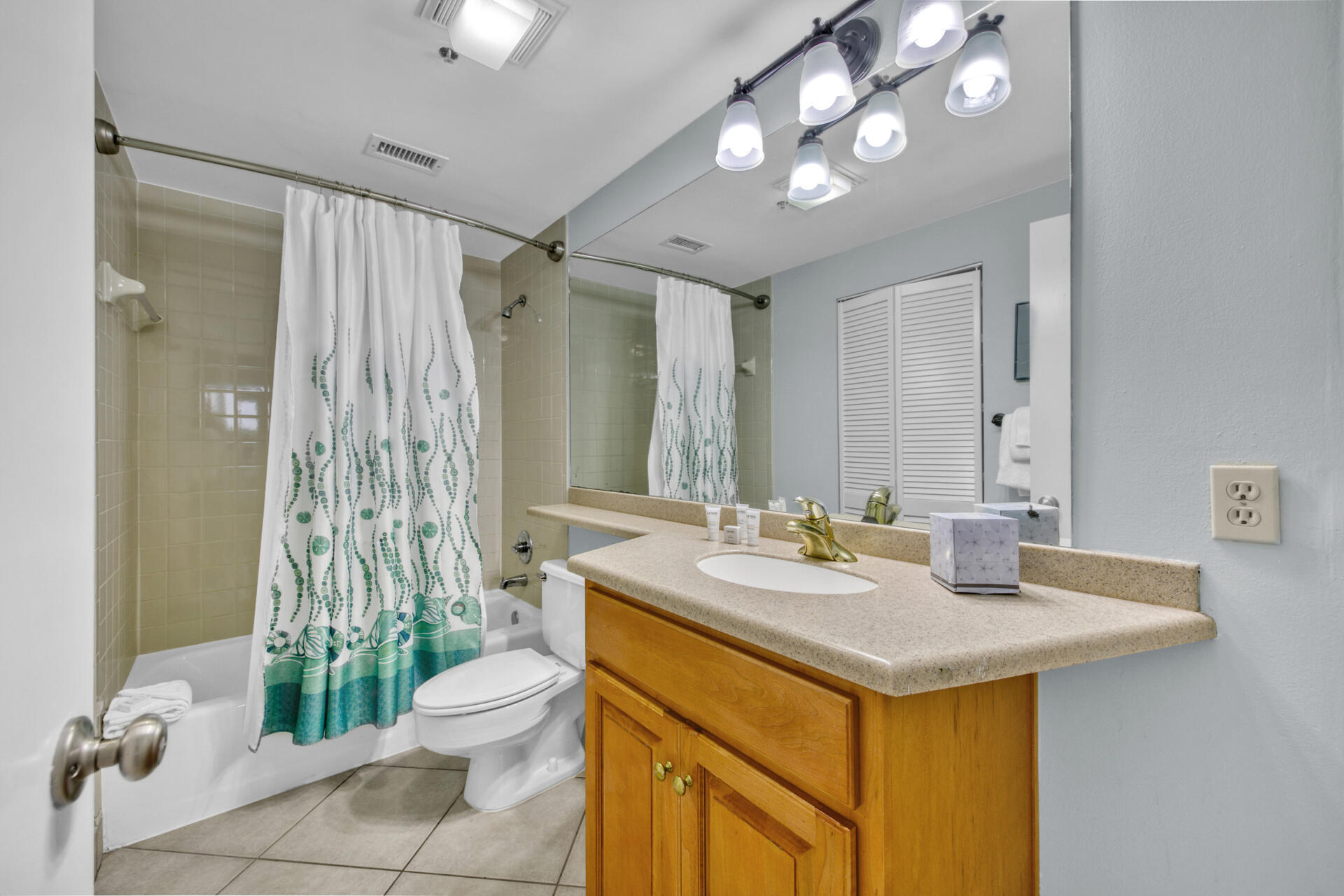 PLAYERS CLUB ON THE BAY at Sandestin - Residential