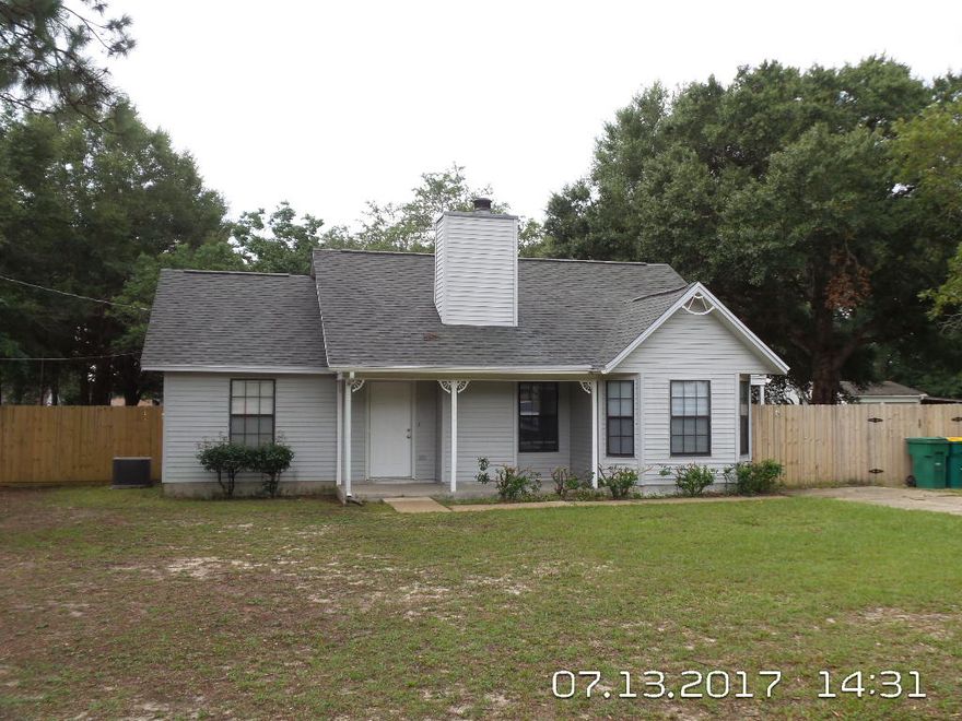 Available 4/6/2018.....Cute Florida Cottage in South Crestview with easy access to bases, beaches, and shopping. 3/2 floor plan with new paint and carpet. HUGE lot with lawn care included in the rental rate. Separate dining area, spacious kitchen and separate laundry room. The master bedroom is large with double vanities and nice ceramic tile shower. Guest rooms are spacious and guest bathroom. Wood burning fireplace for winter in Florida and yard building for storing lawn equipment. No inside smoking. Pets will be allowed with owner approval and $400 non-refundable pet fee.