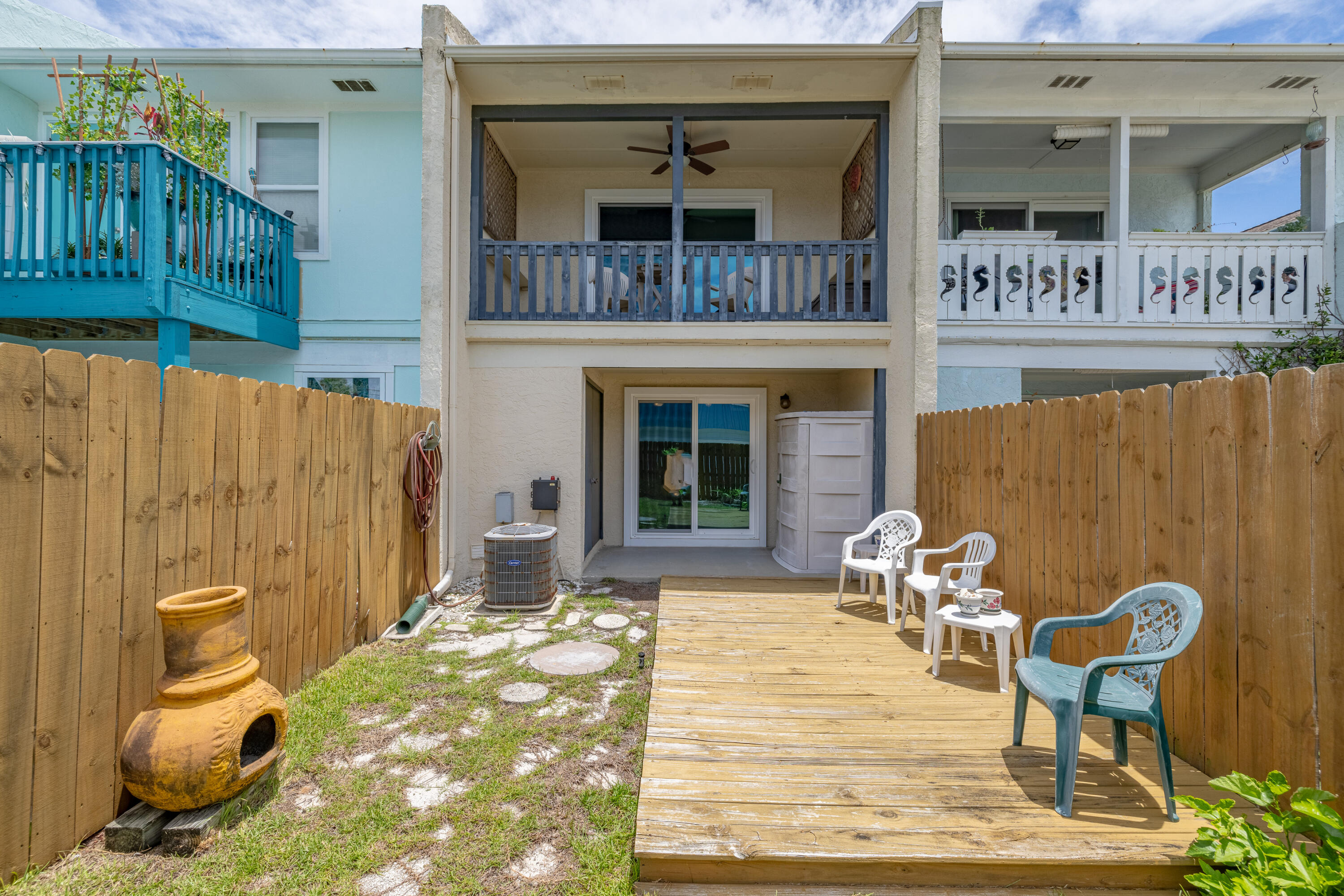 TREASURE ISLAND - Residential