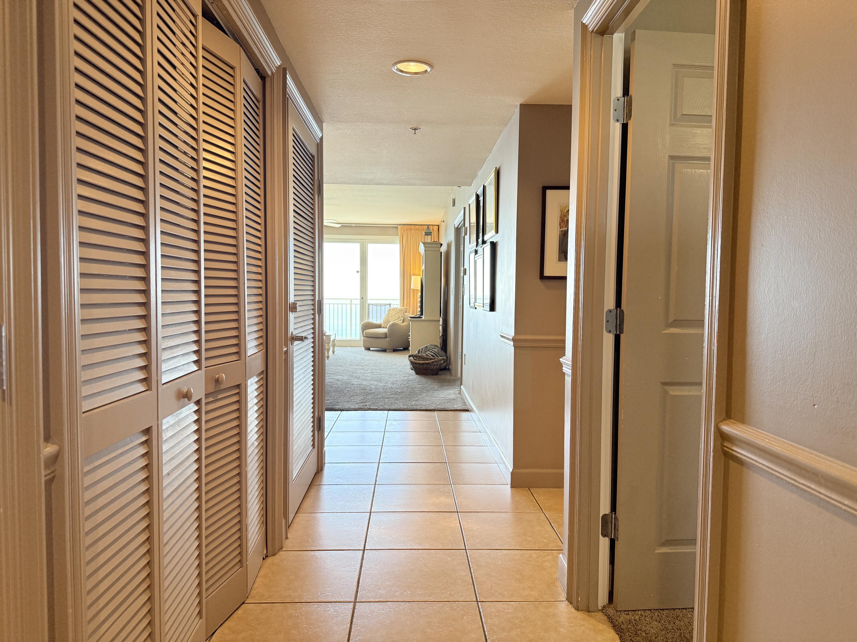 STERLING SHORES - Residential