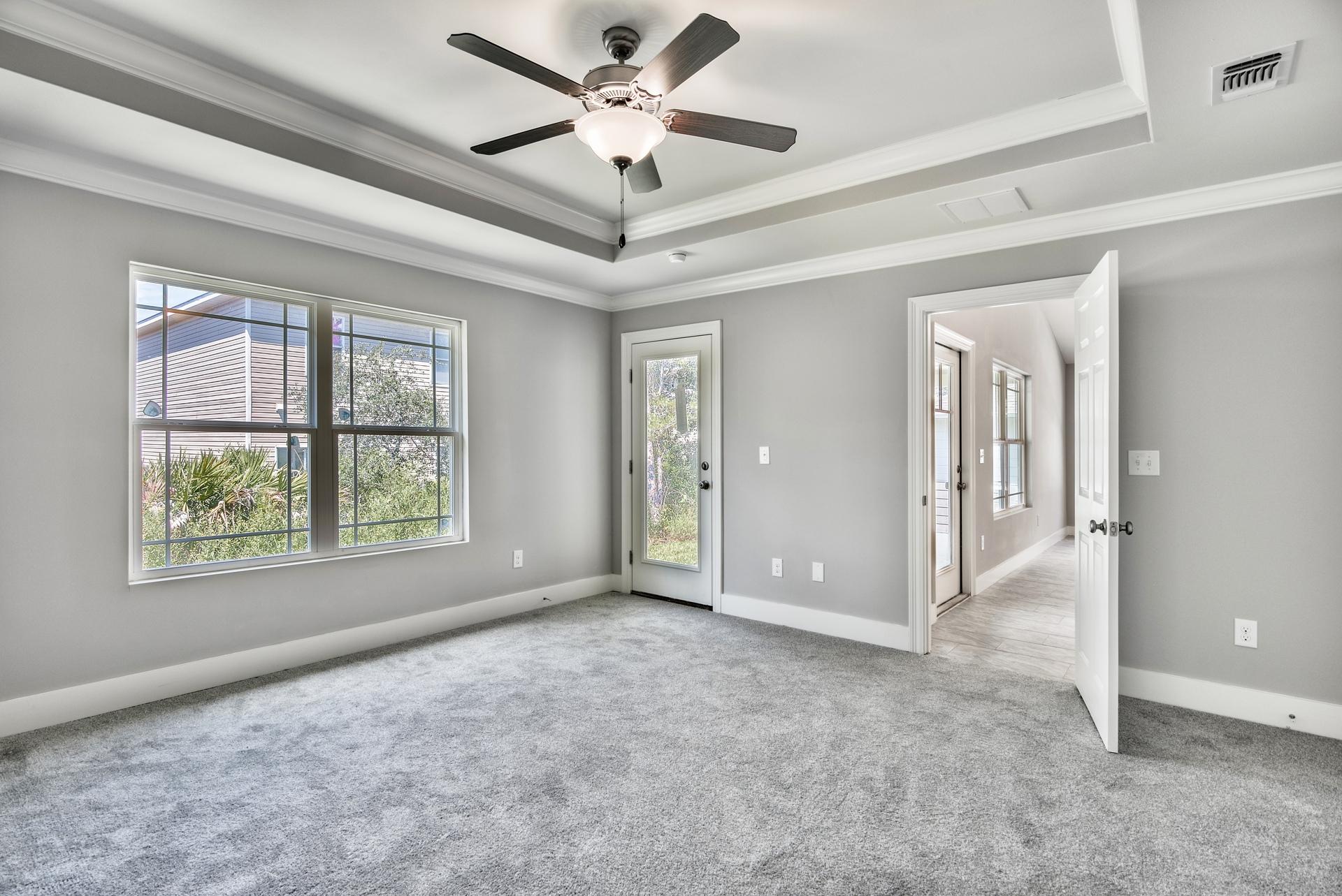 CRESCENT SHORES - Residential