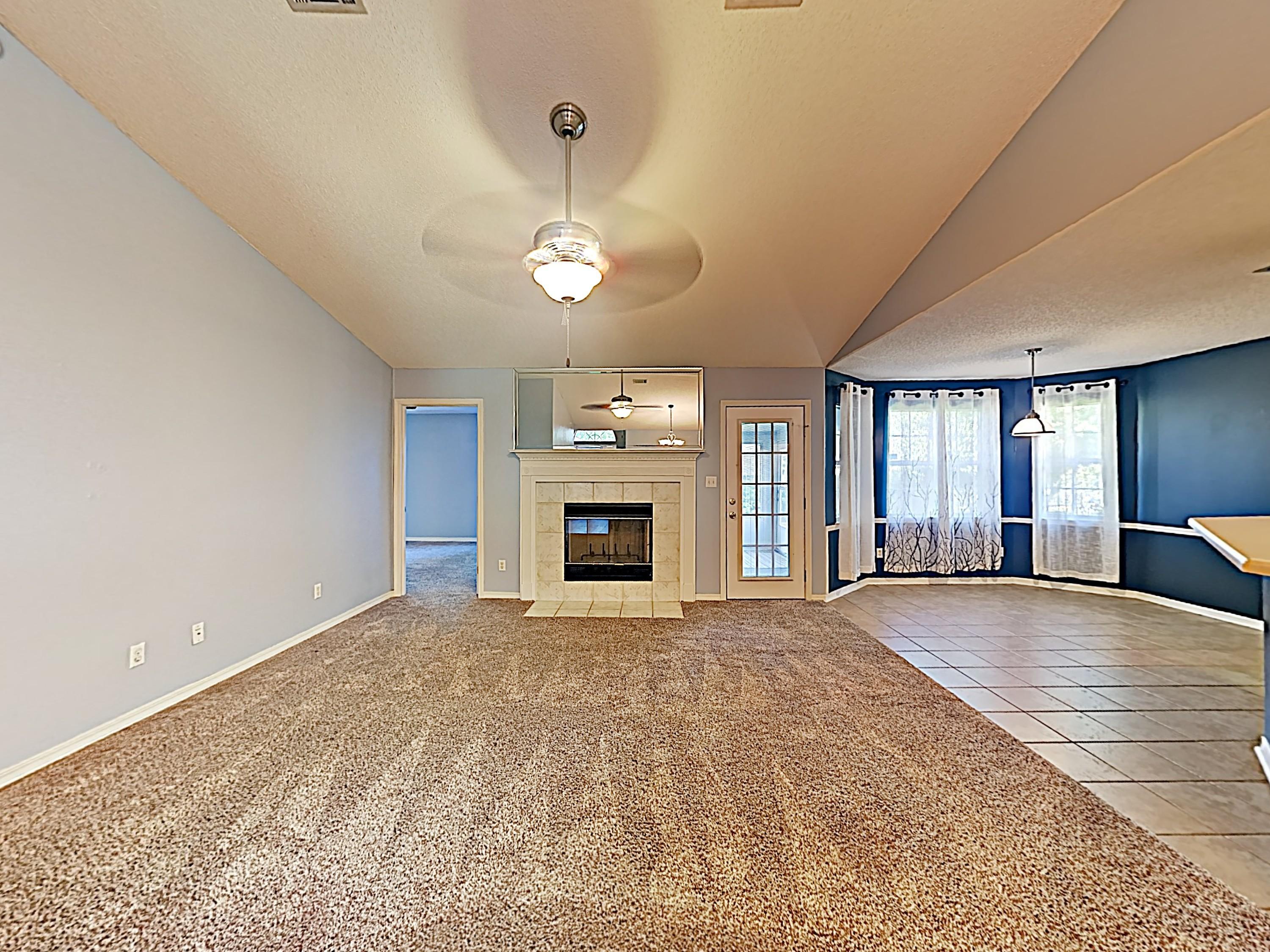 VILLA DANIELLE 1ST ADDN - Residential