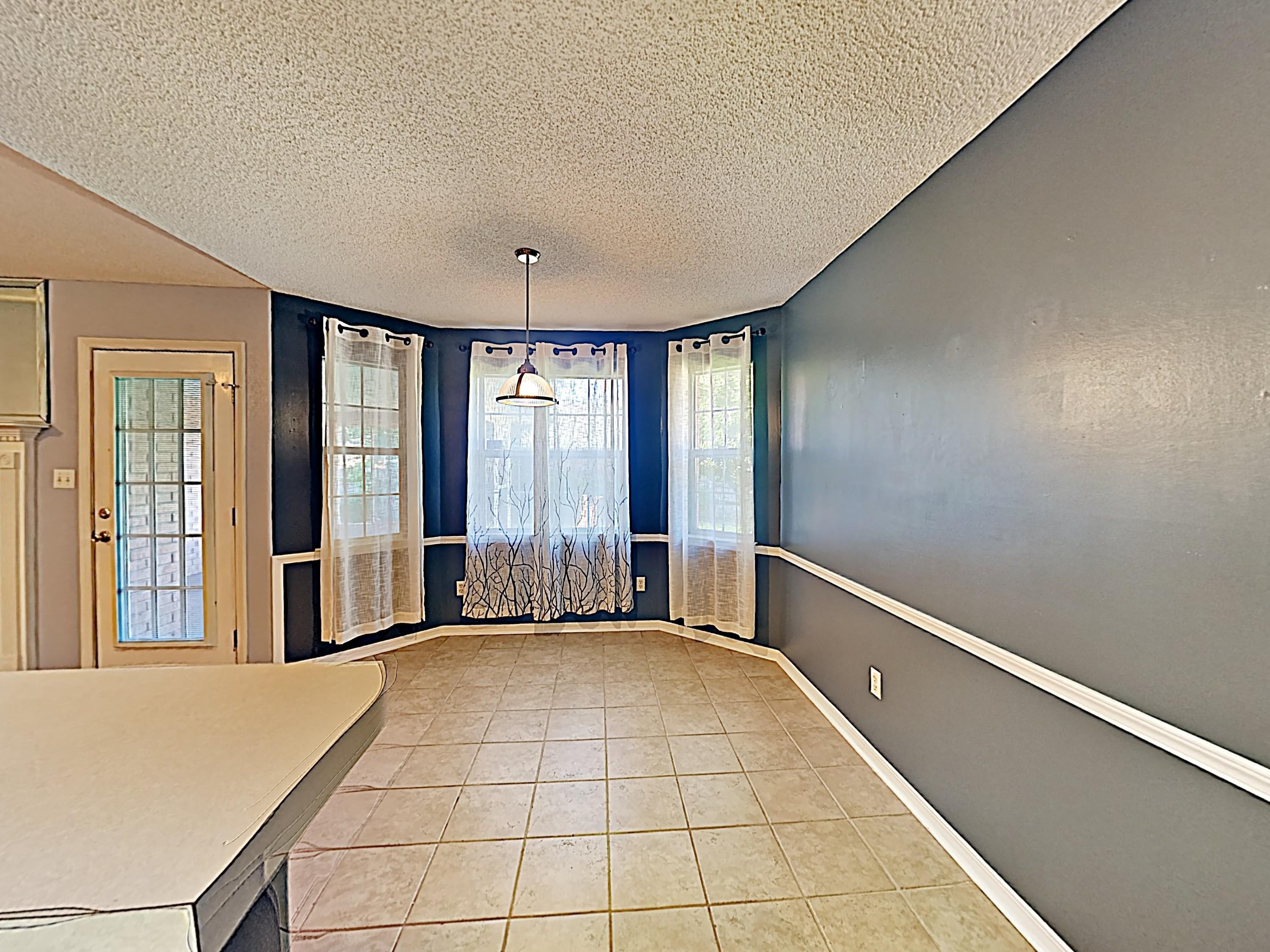 VILLA DANIELLE 1ST ADDN - Residential