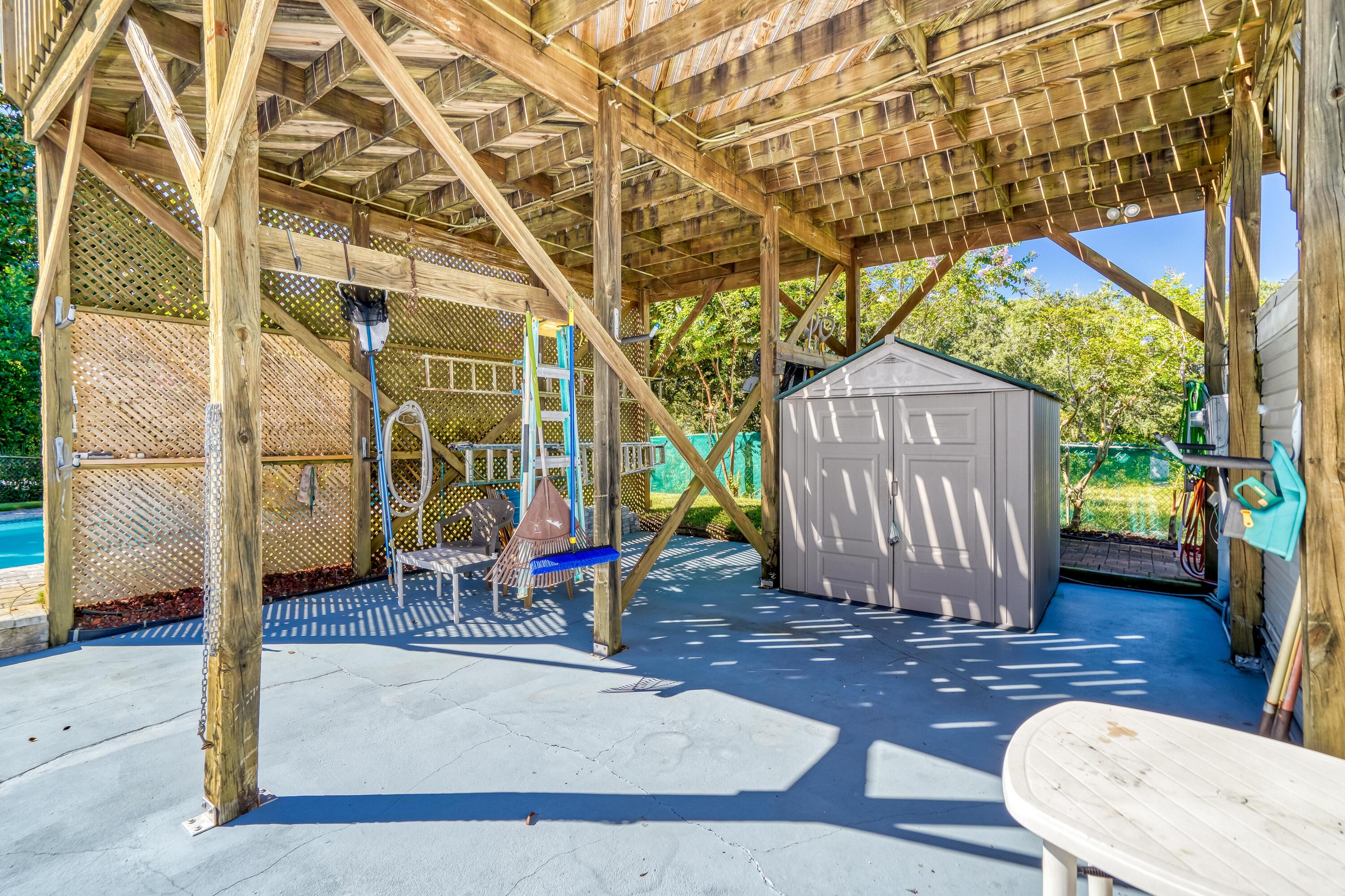 GULF PINES - Residential