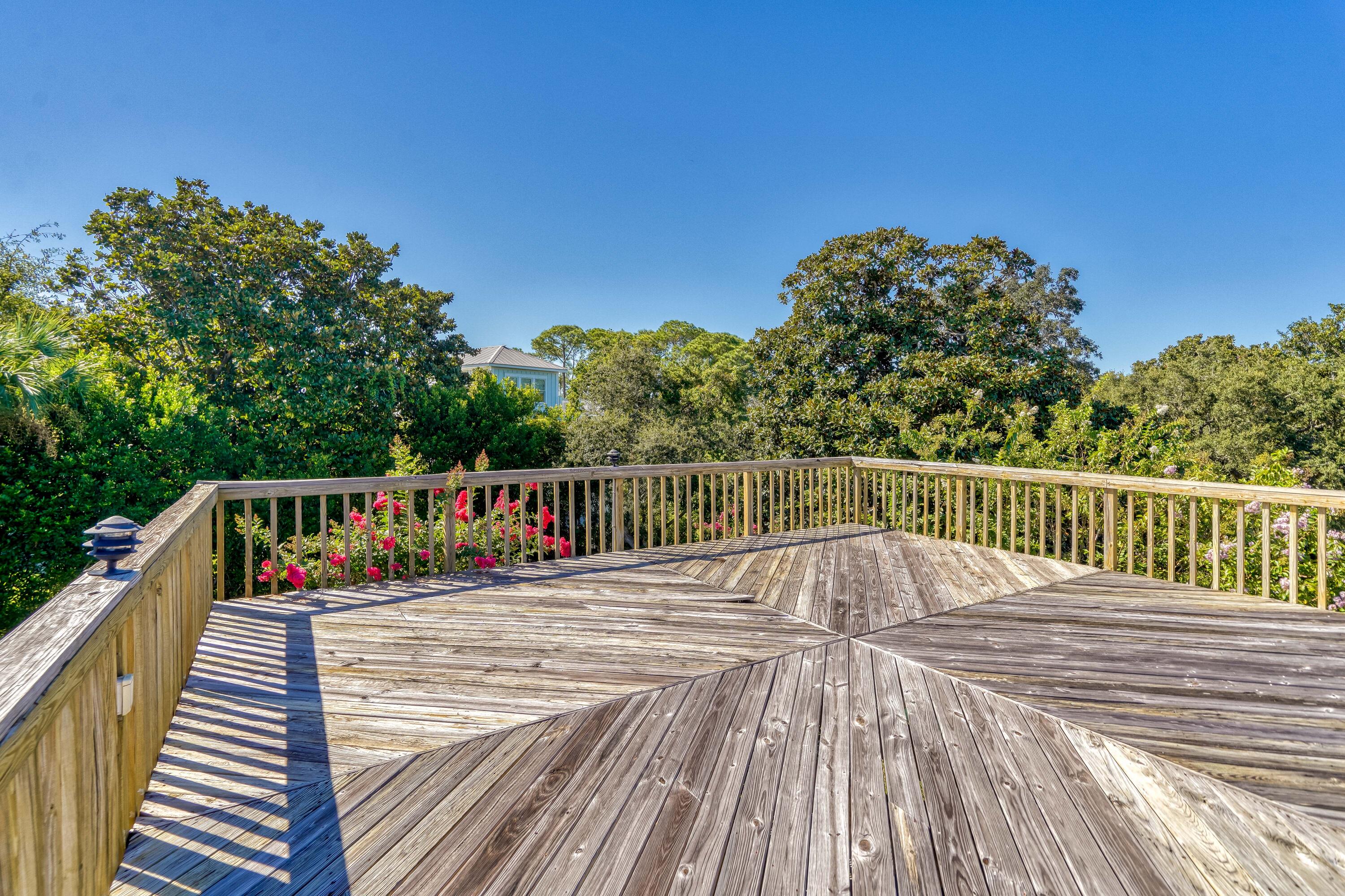 GULF PINES - Residential