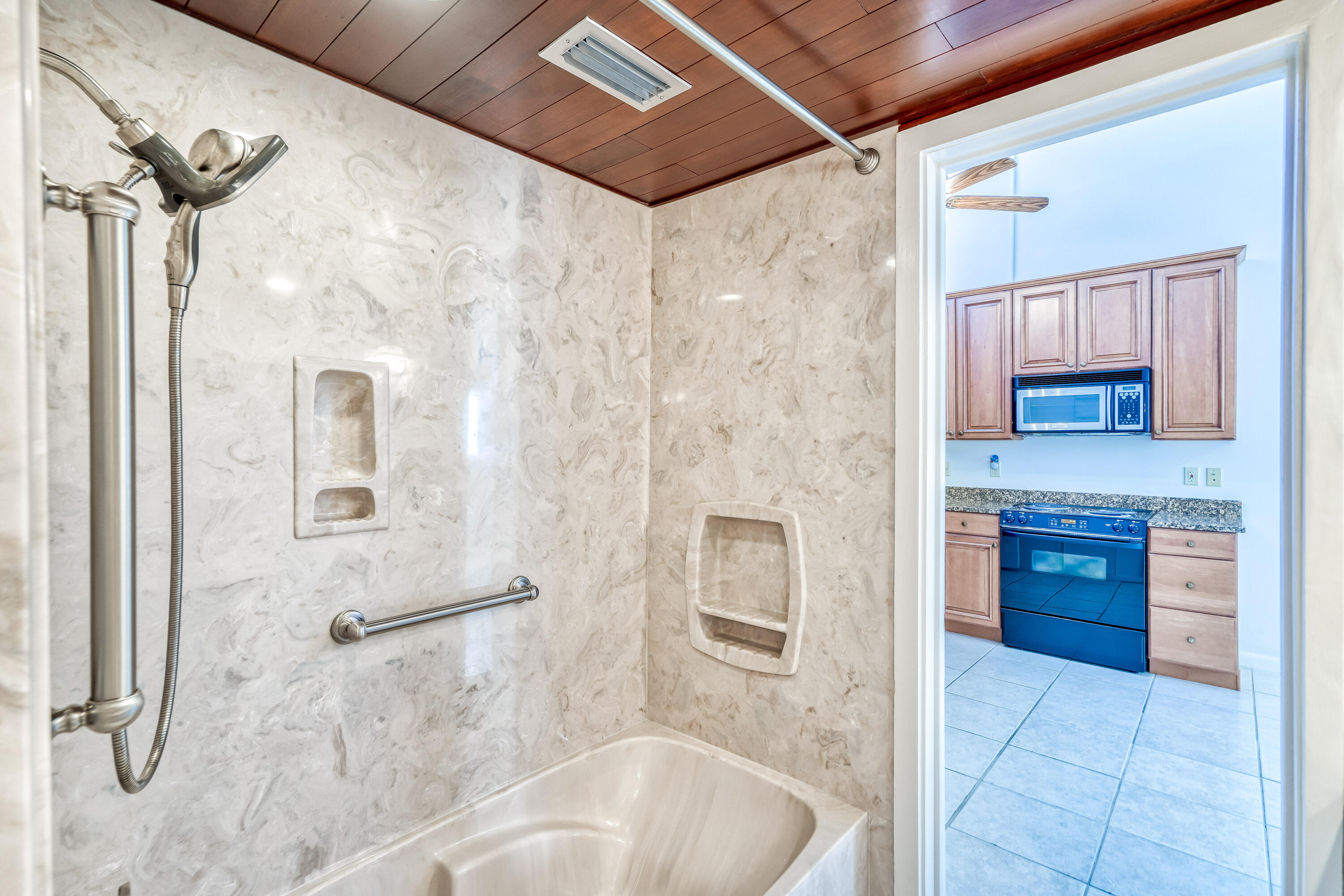 GULF PINES - Residential