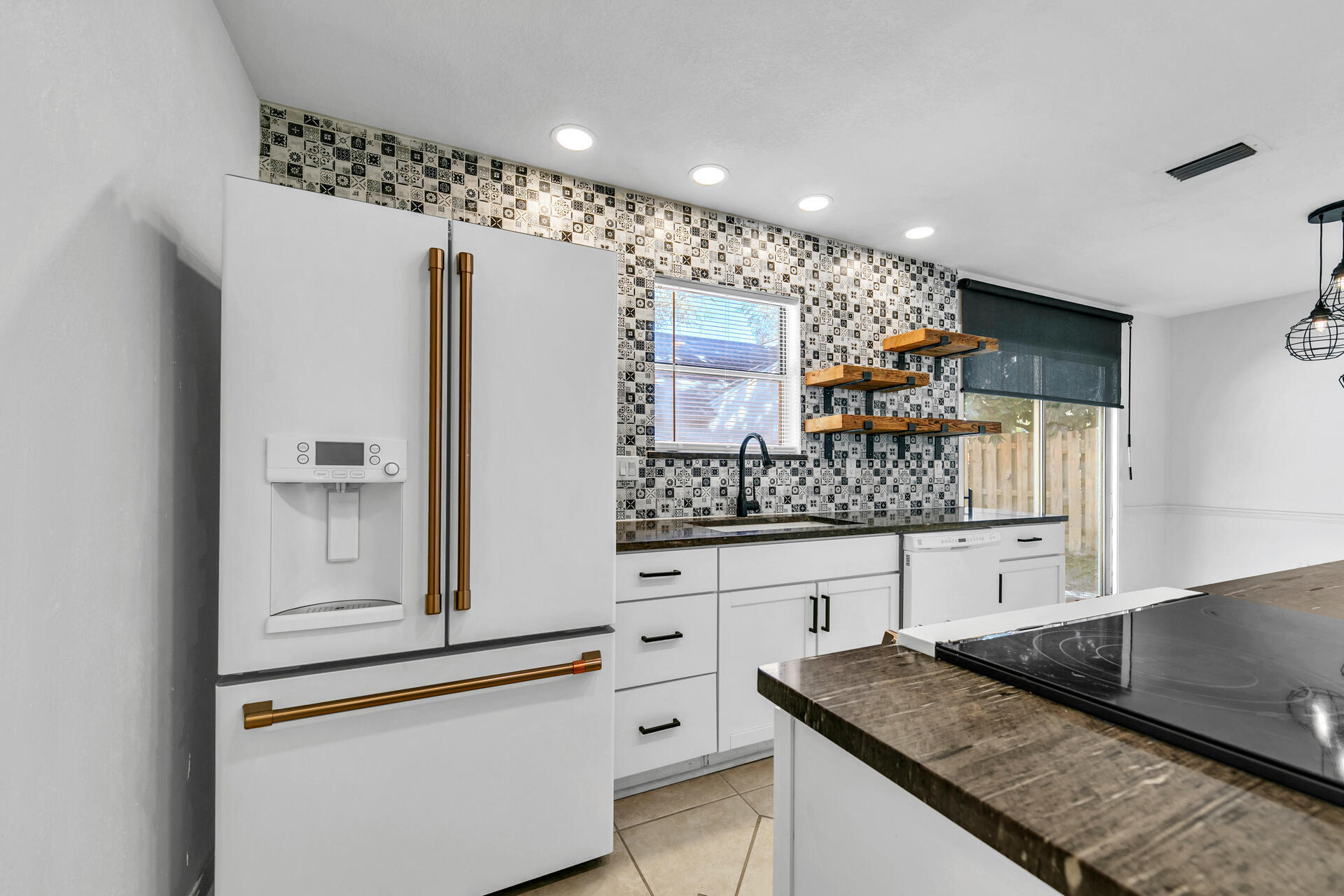 BLUE PINE VILLAGE PH 1 - Residential