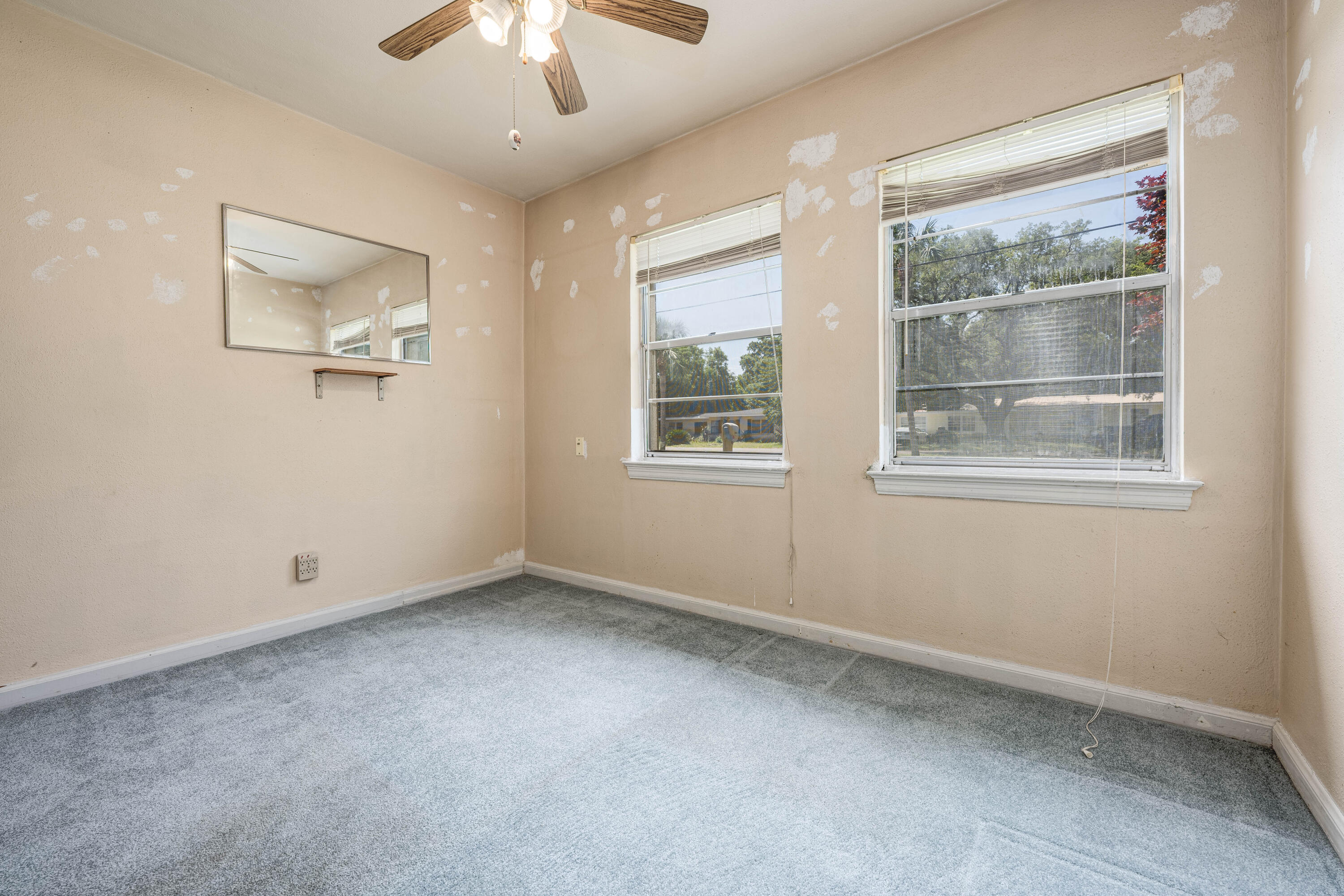 ELLIOTTS POINT 4TH ADDN - Residential