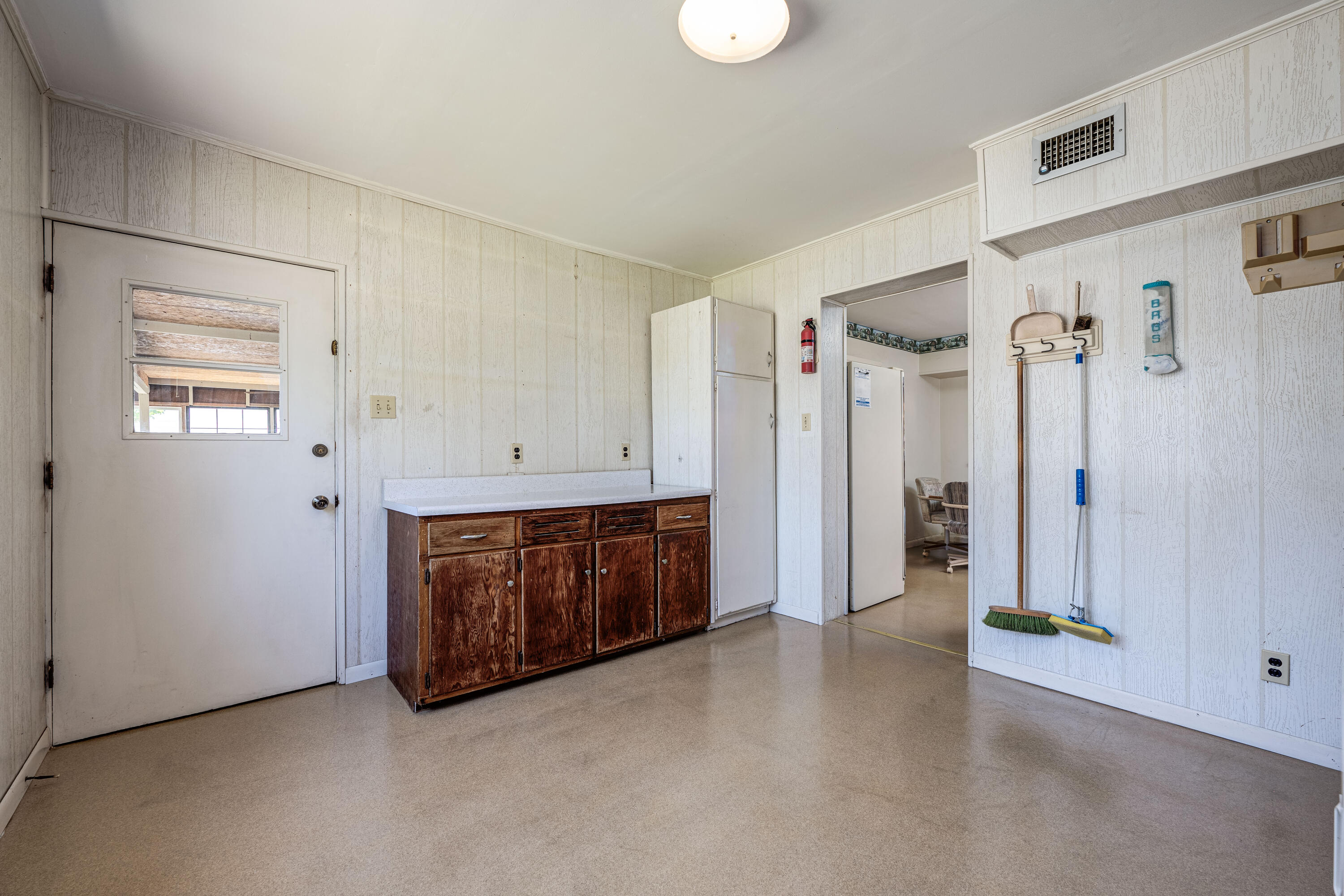 ELLIOTTS POINT 4TH ADDN - Residential