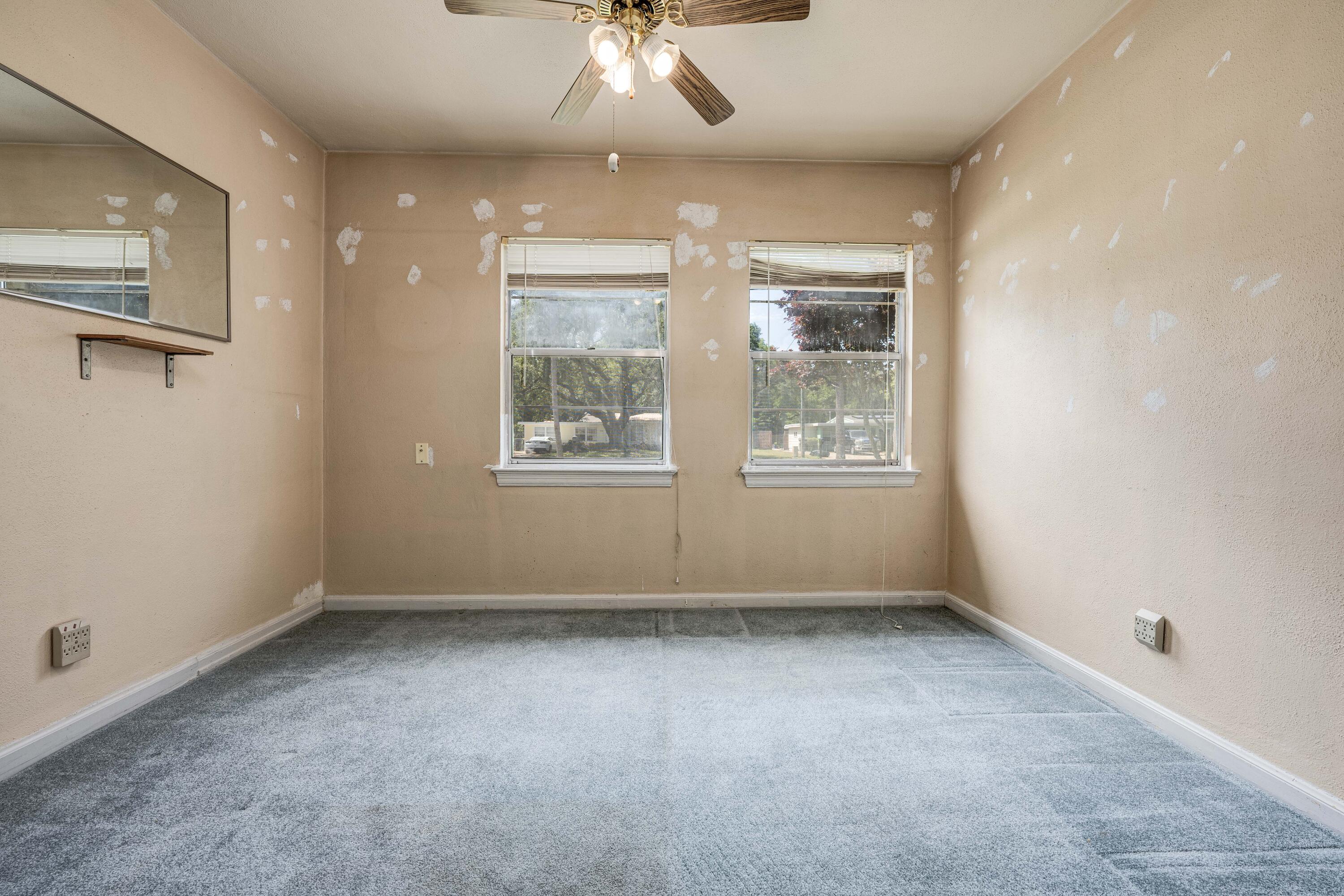 ELLIOTTS POINT 4TH ADDN - Residential