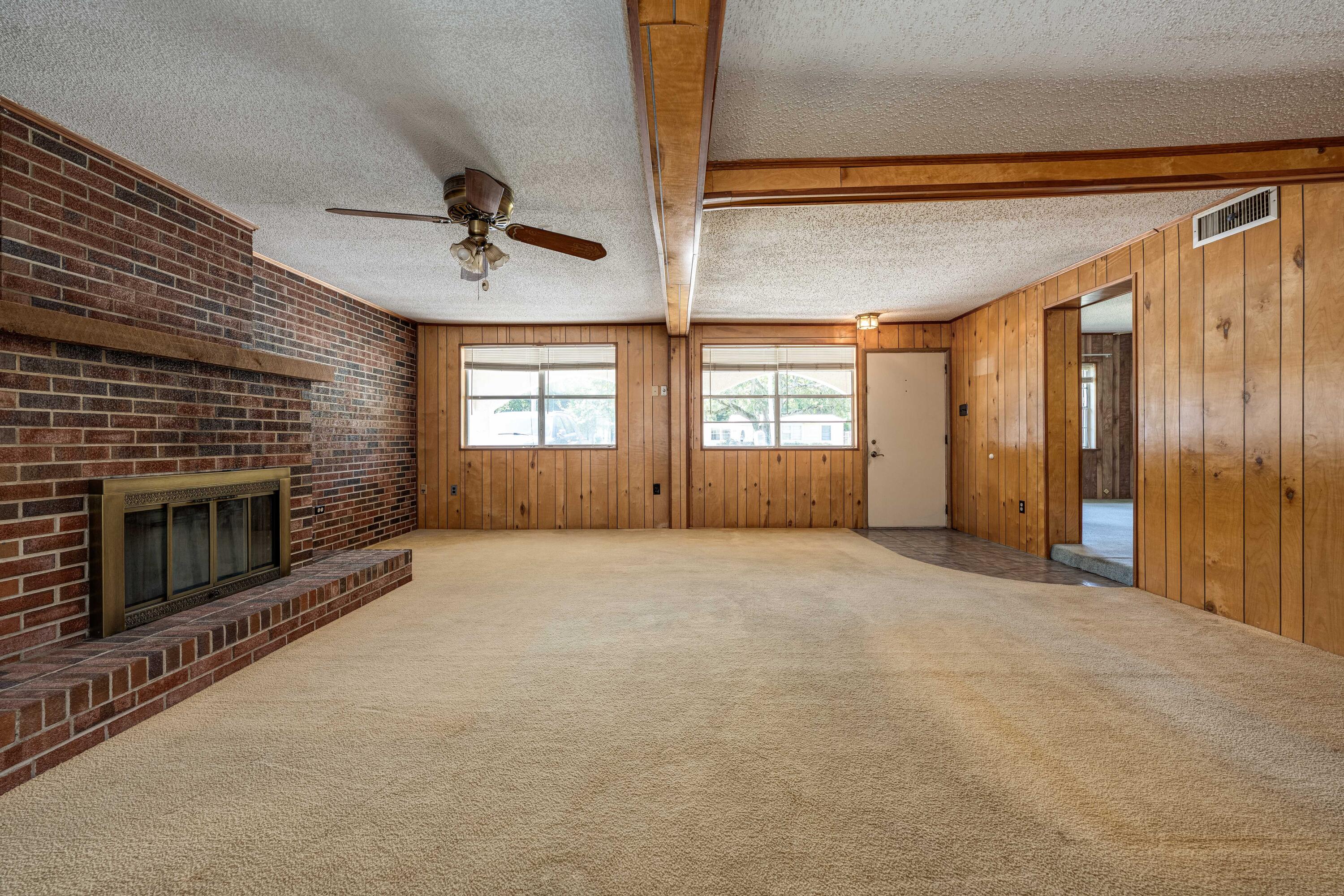 ELLIOTTS POINT 4TH ADDN - Residential