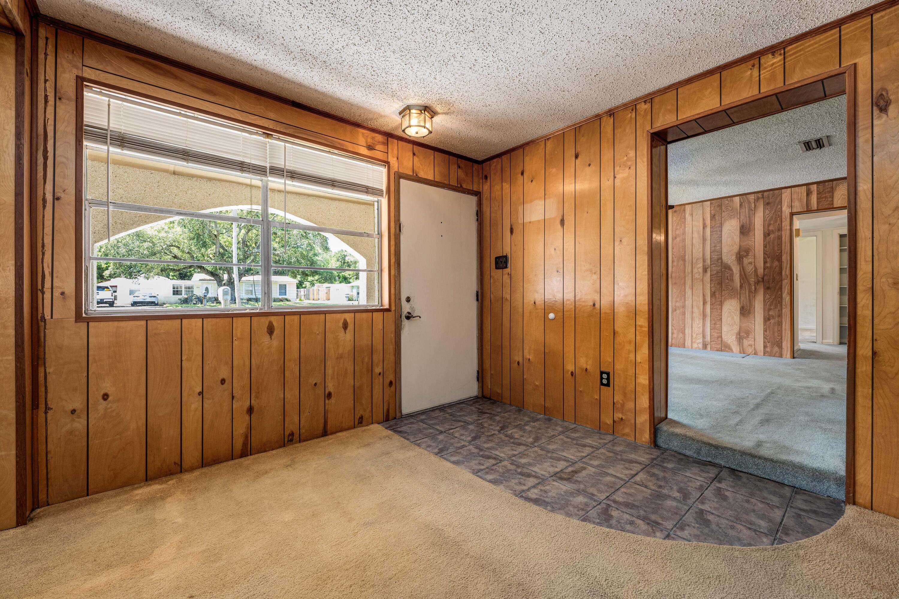 ELLIOTTS POINT 4TH ADDN - Residential