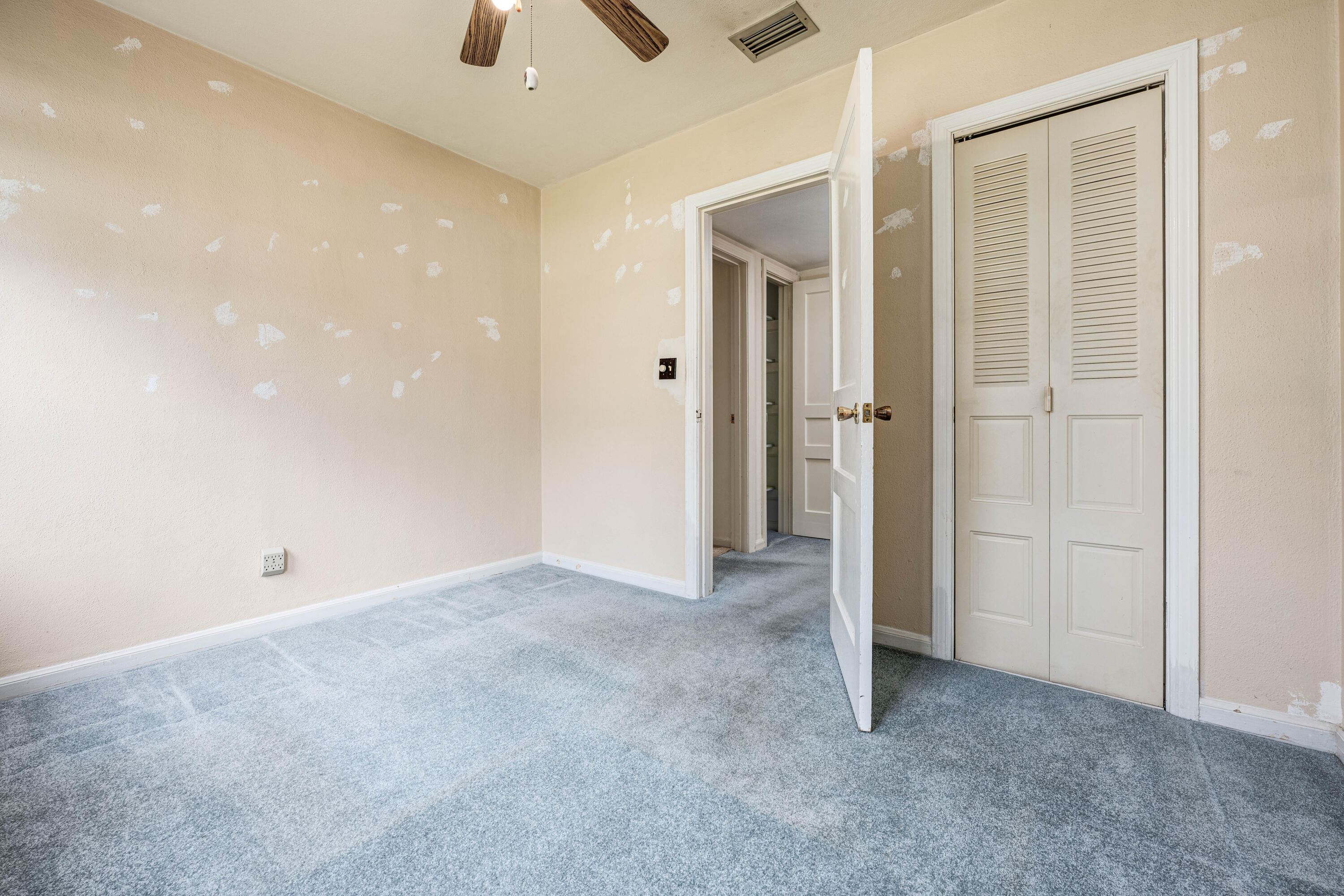 ELLIOTTS POINT 4TH ADDN - Residential