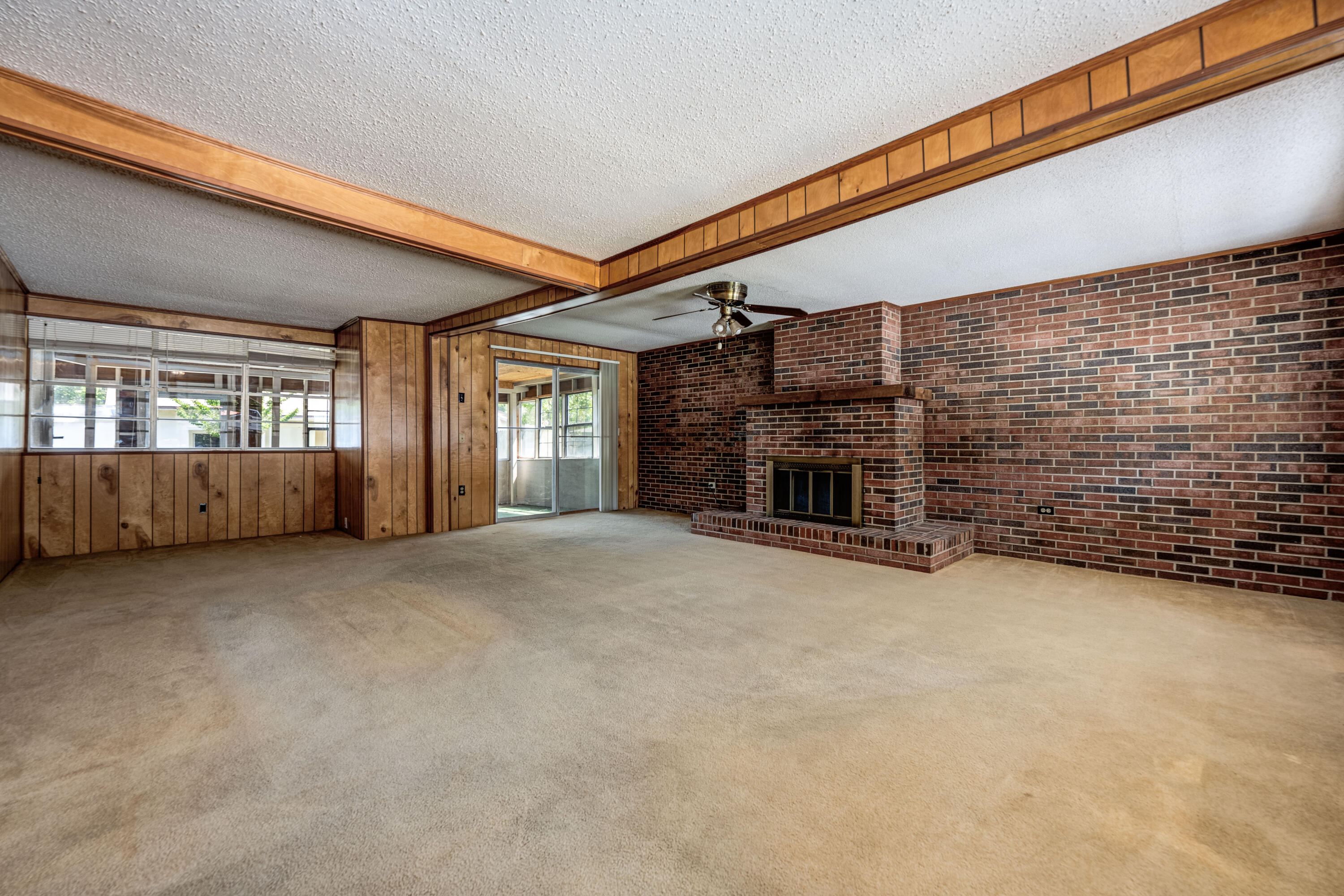 ELLIOTTS POINT 4TH ADDN - Residential