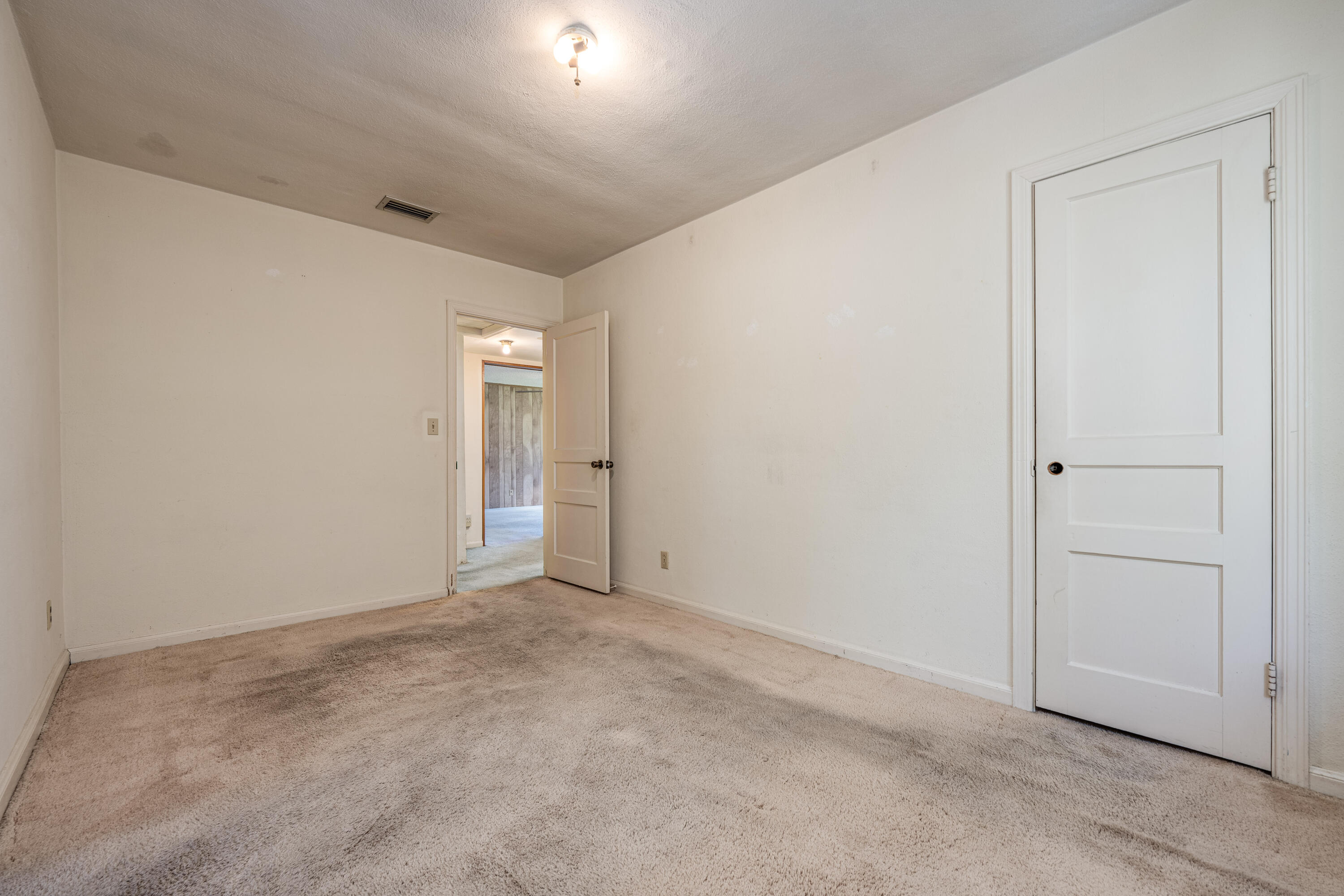 ELLIOTTS POINT 4TH ADDN - Residential