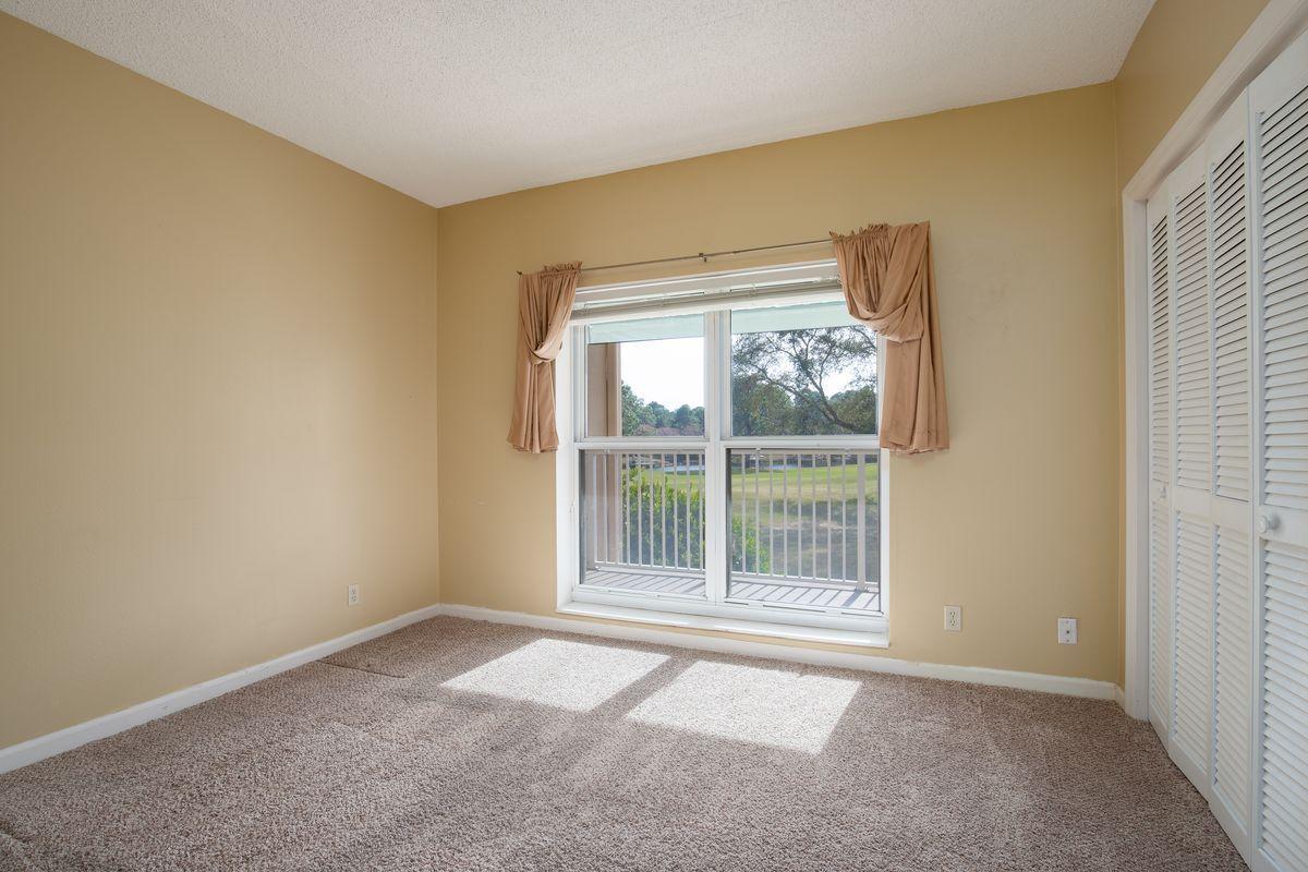 PLAYERS CLUB ON THE BAY - Residential