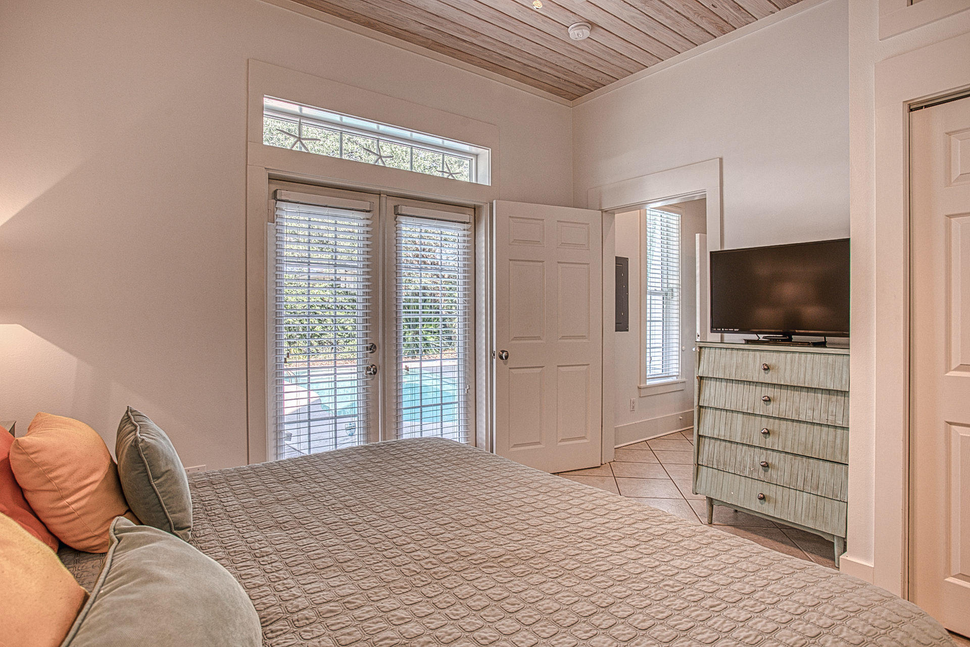 SEAGROVE 3RD ADDN - Residential