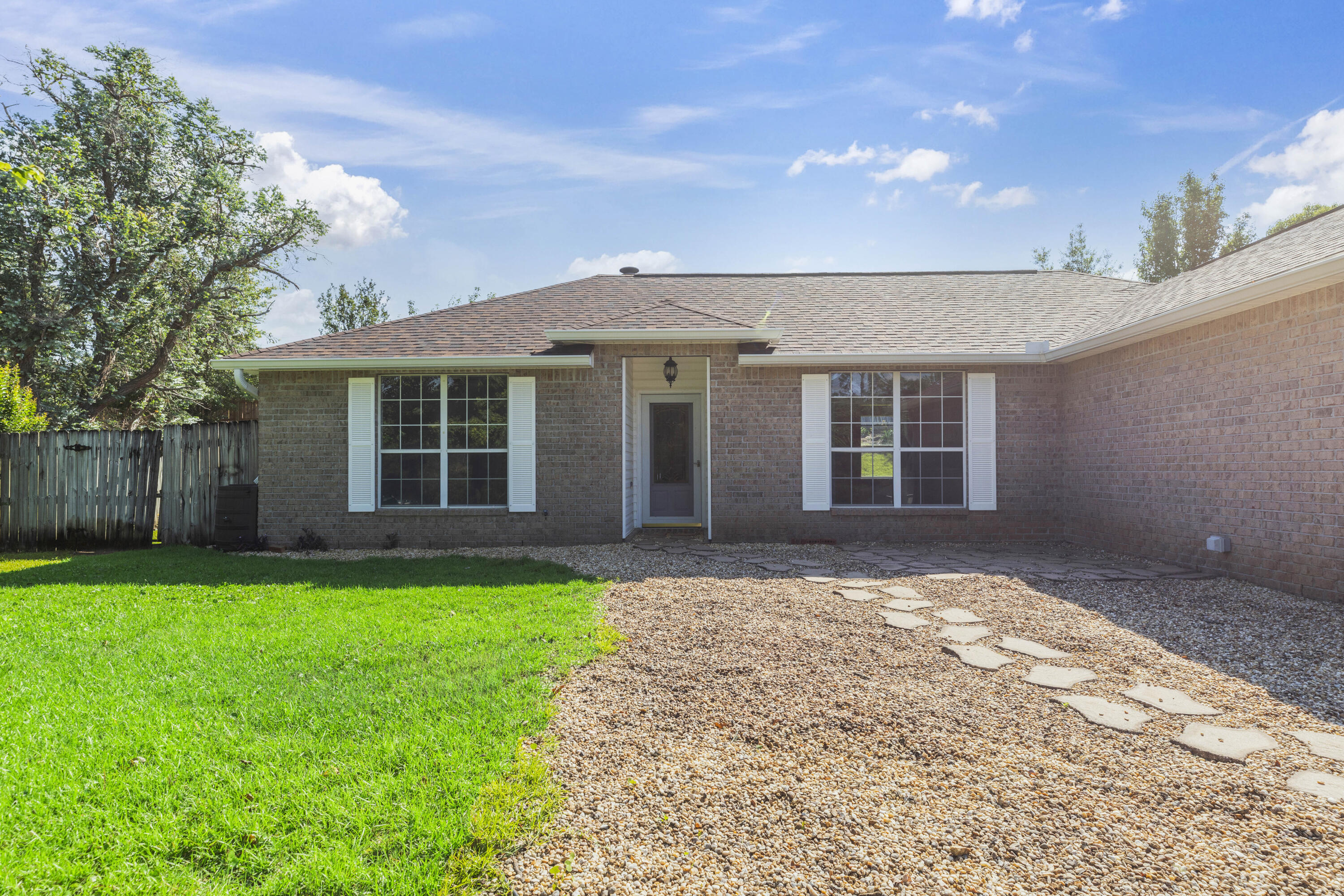 NORTHVIEW ESTATES 7TH ADDN - Residential