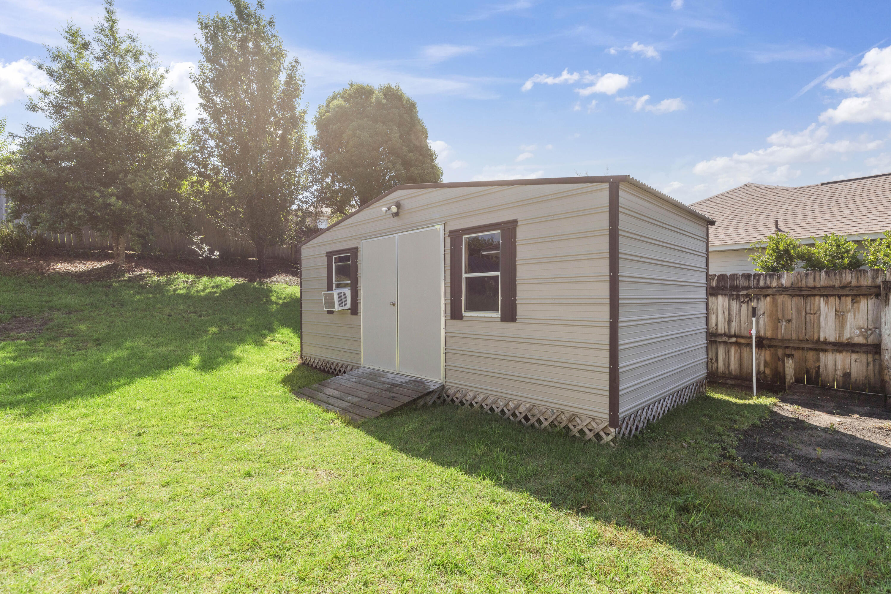 NORTHVIEW ESTATES 7TH ADDN - Residential