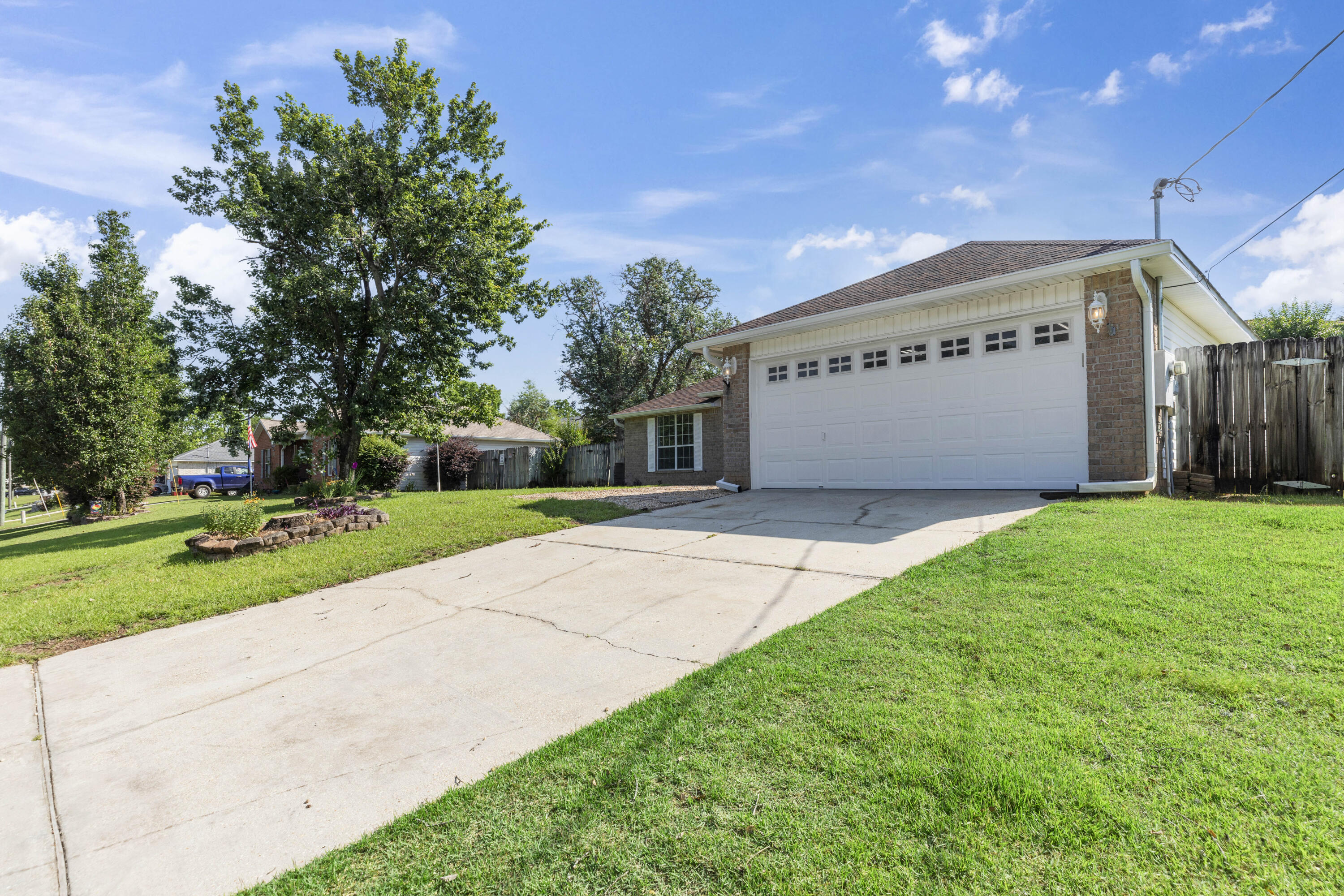 NORTHVIEW ESTATES 7TH ADDN - Residential