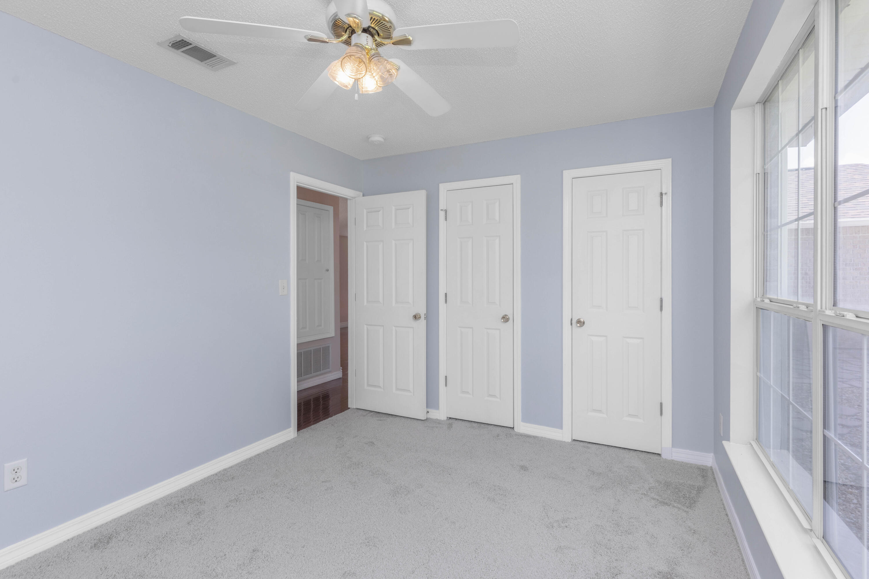 NORTHVIEW ESTATES 7TH ADDN - Residential